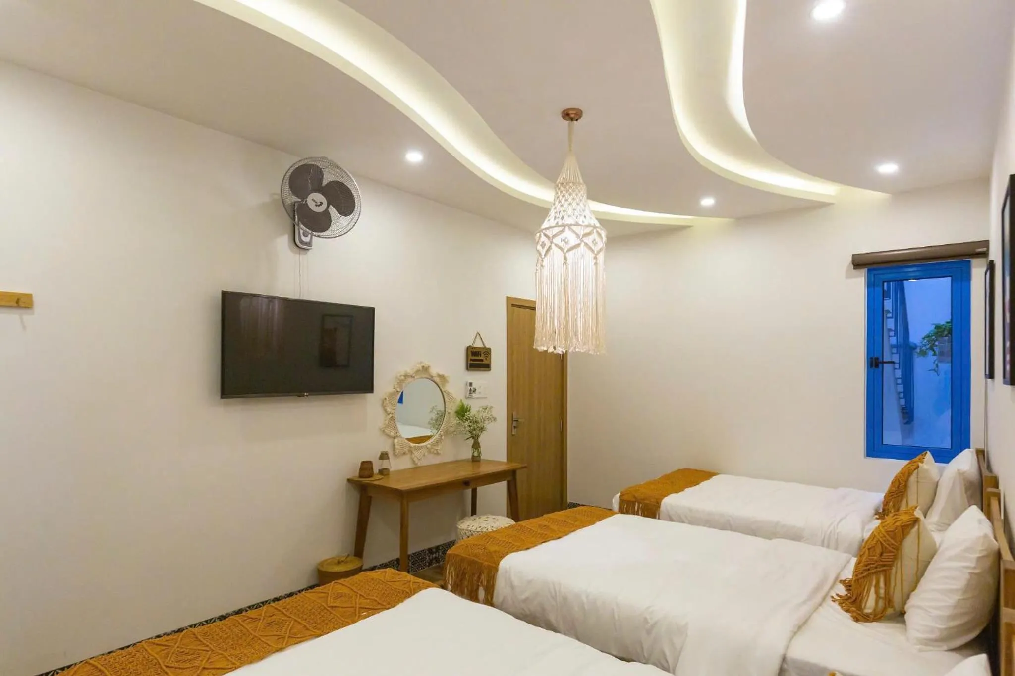 Bed in Lazy Bear Villa By The Little Hoi An