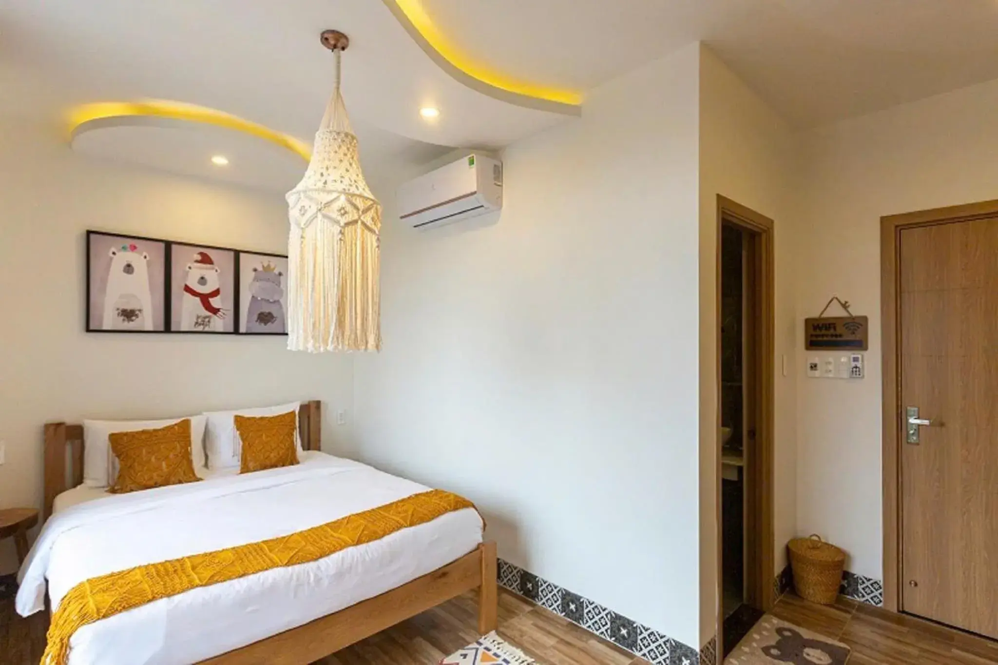 Six-Bedroom House in Lazy Bear Villa By The Little Hoi An Six-Bedroom House in Lazy Bear Villa By The Little Hoi An