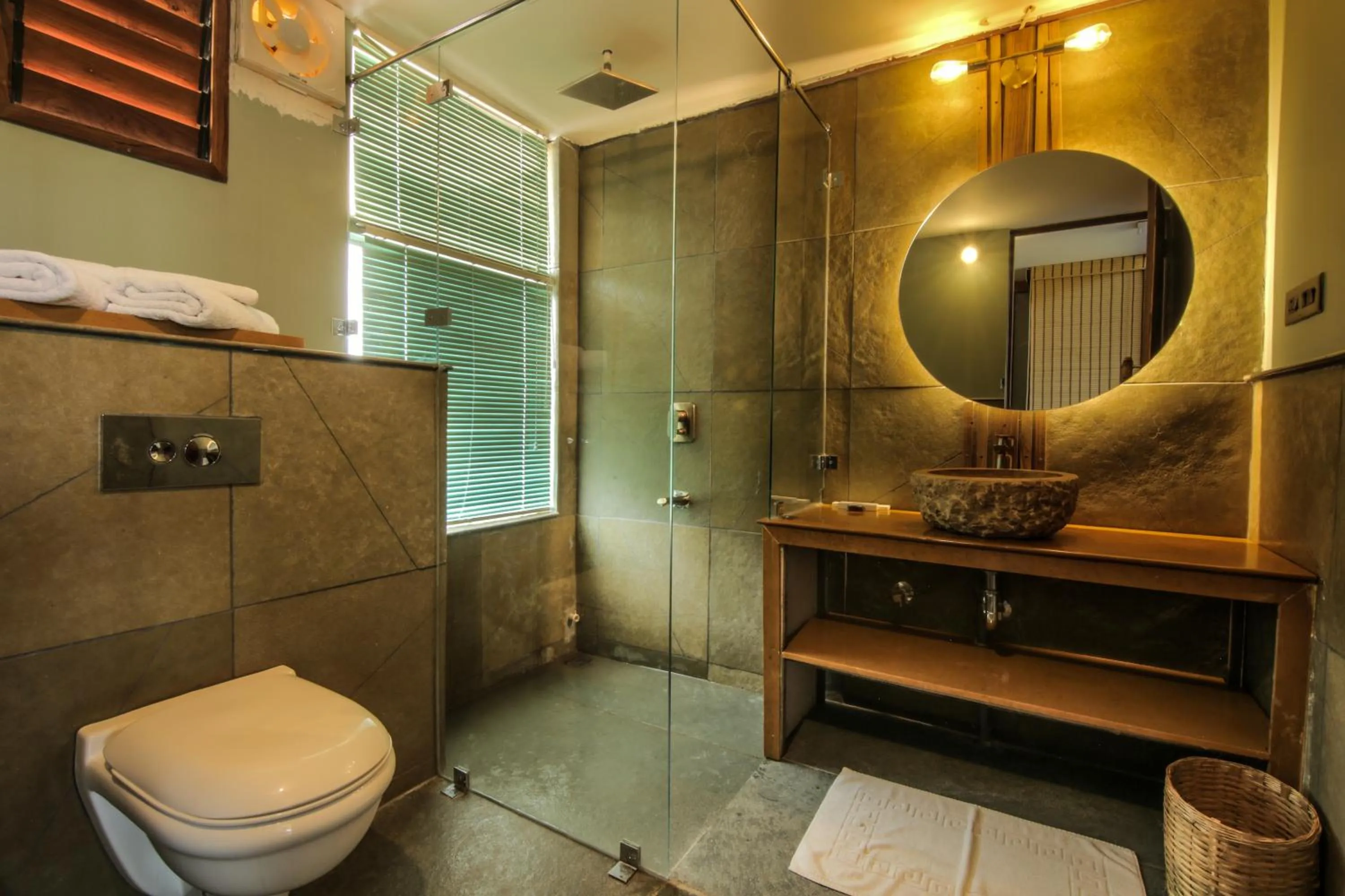 Bathroom in Tadoba Jungle Camp