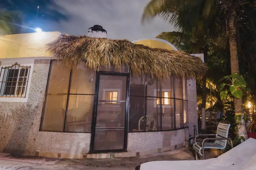 Private Beachhouse Hacienda Antigua