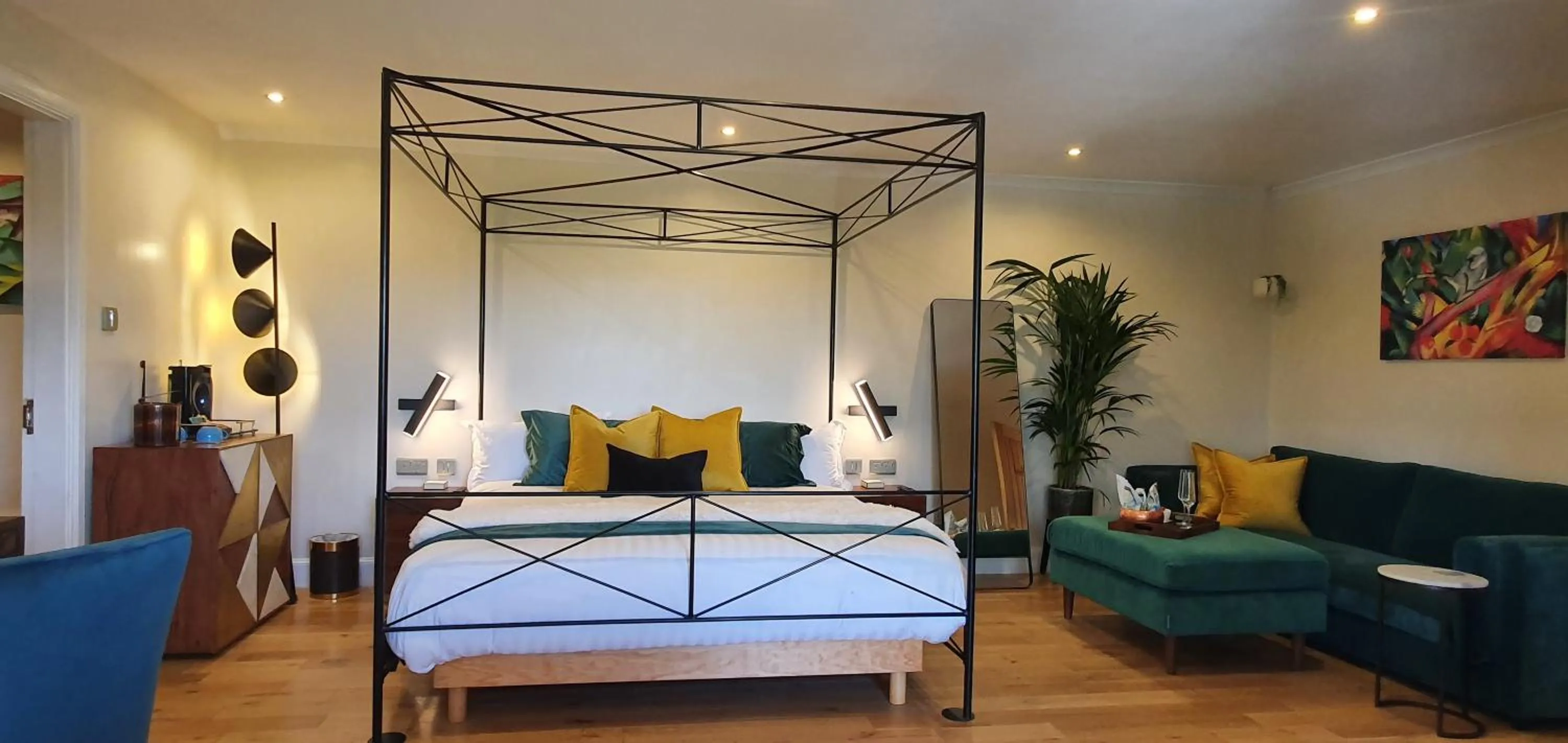 Bed in The Green Monkey Lux Suite at The Grumpy Schnauzer B&B Private Hot Tub, Gym, Breakfast, Stunning!