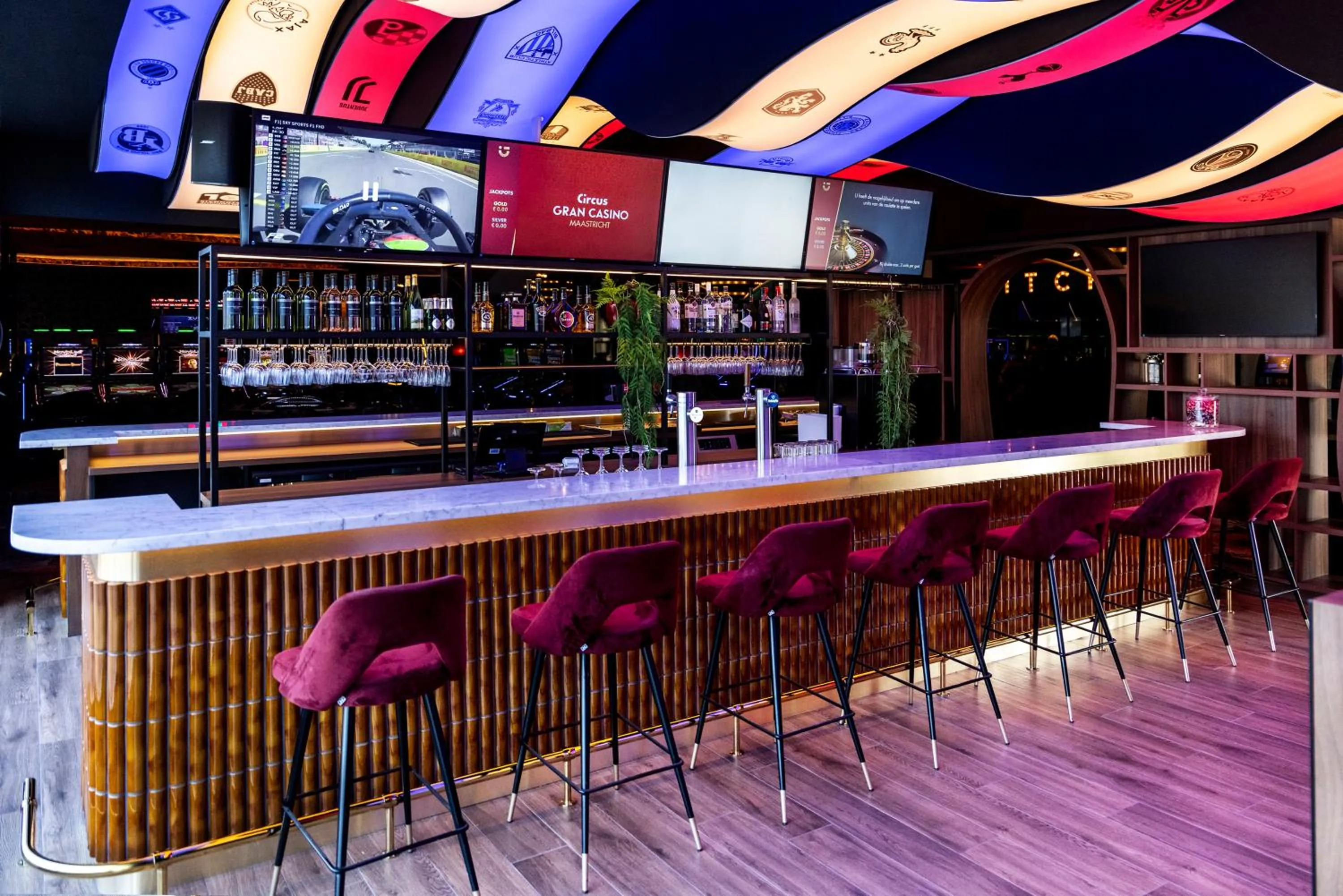 Lounge or bar in Gr8 Hotel Maastricht Aachen Airport