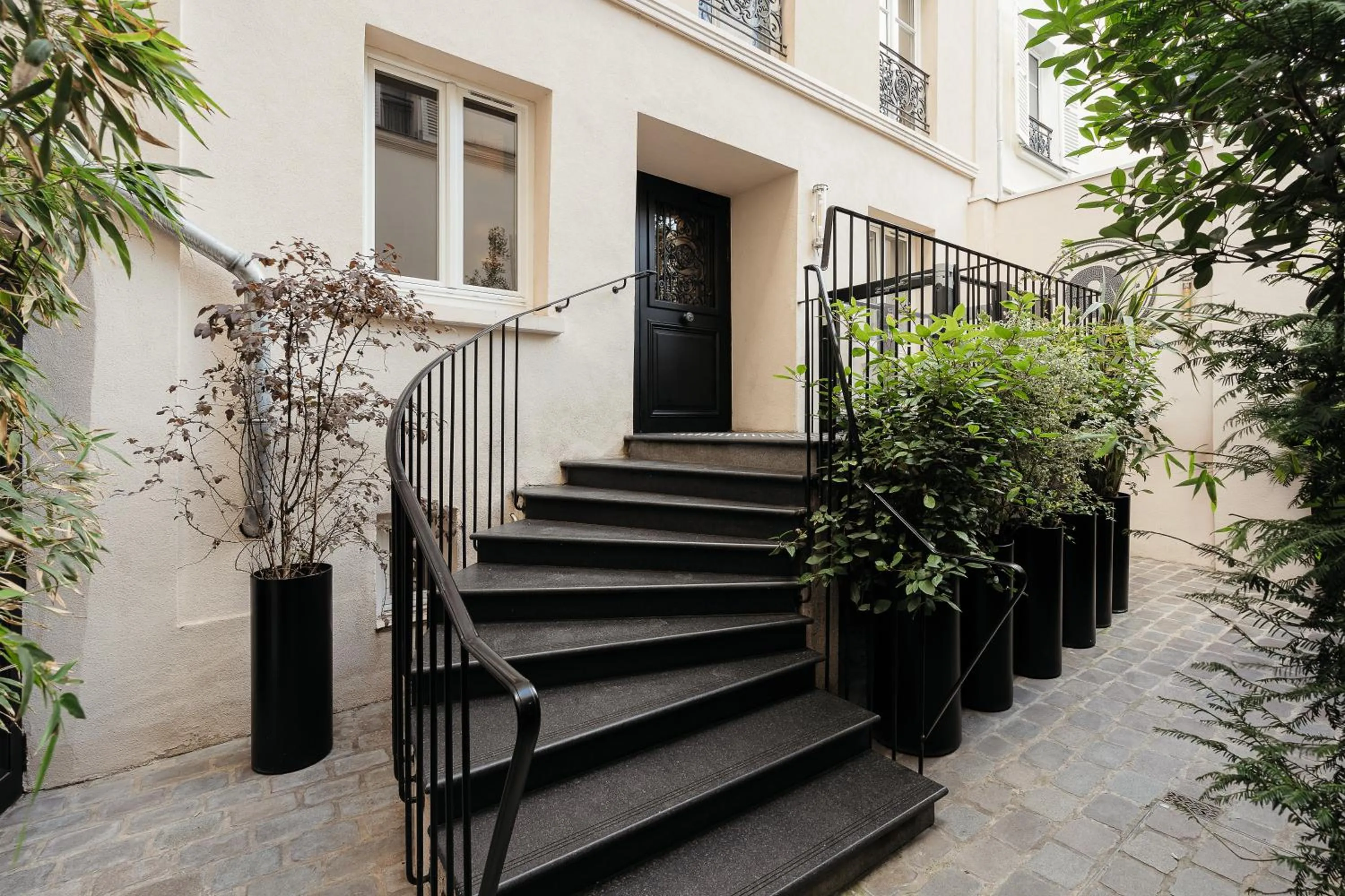 Property building in My Maison In Paris Montmartre