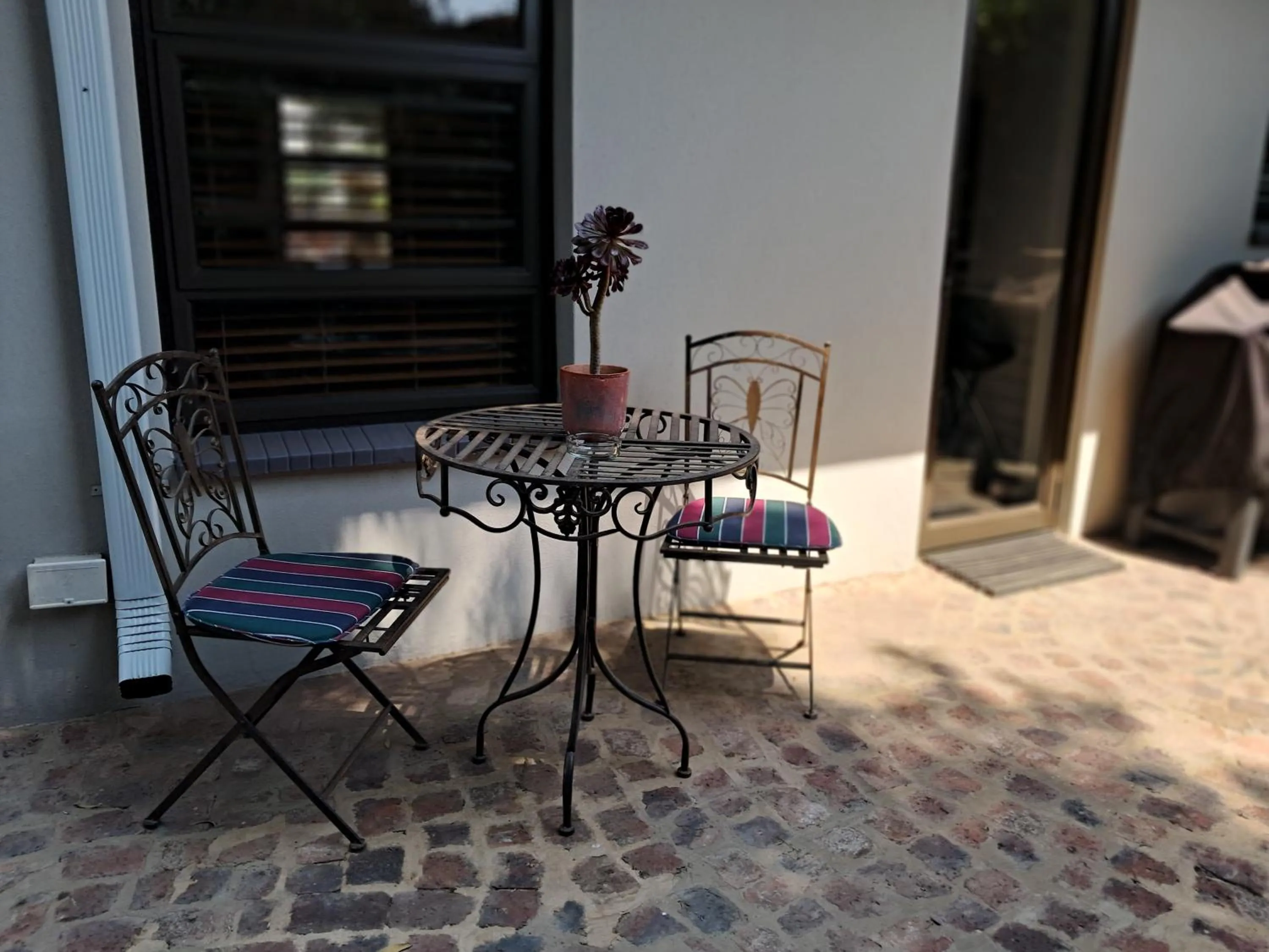 Garden in Jasmine Guest Cottage