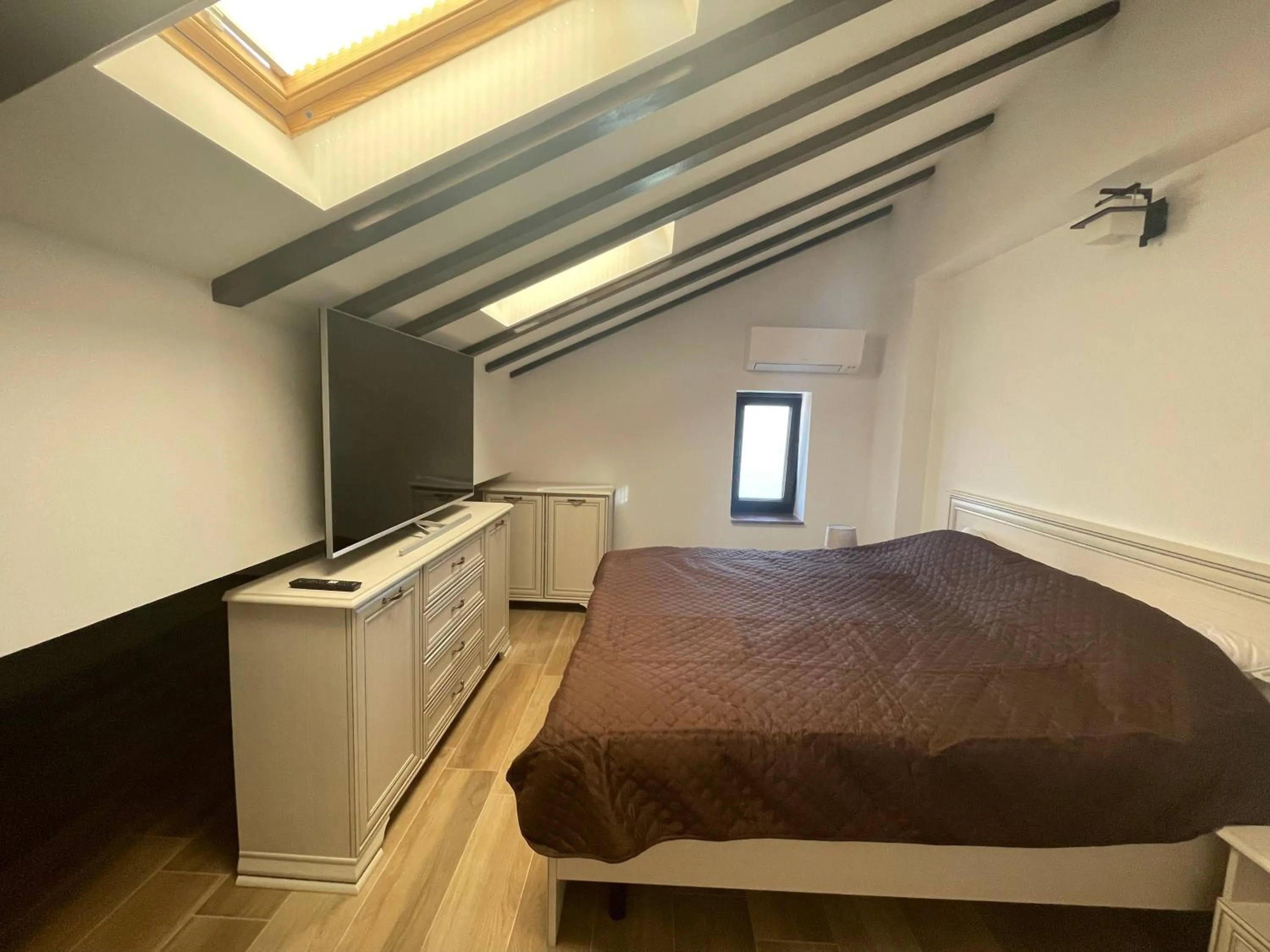 Bedroom, Bed in Iarca Inn