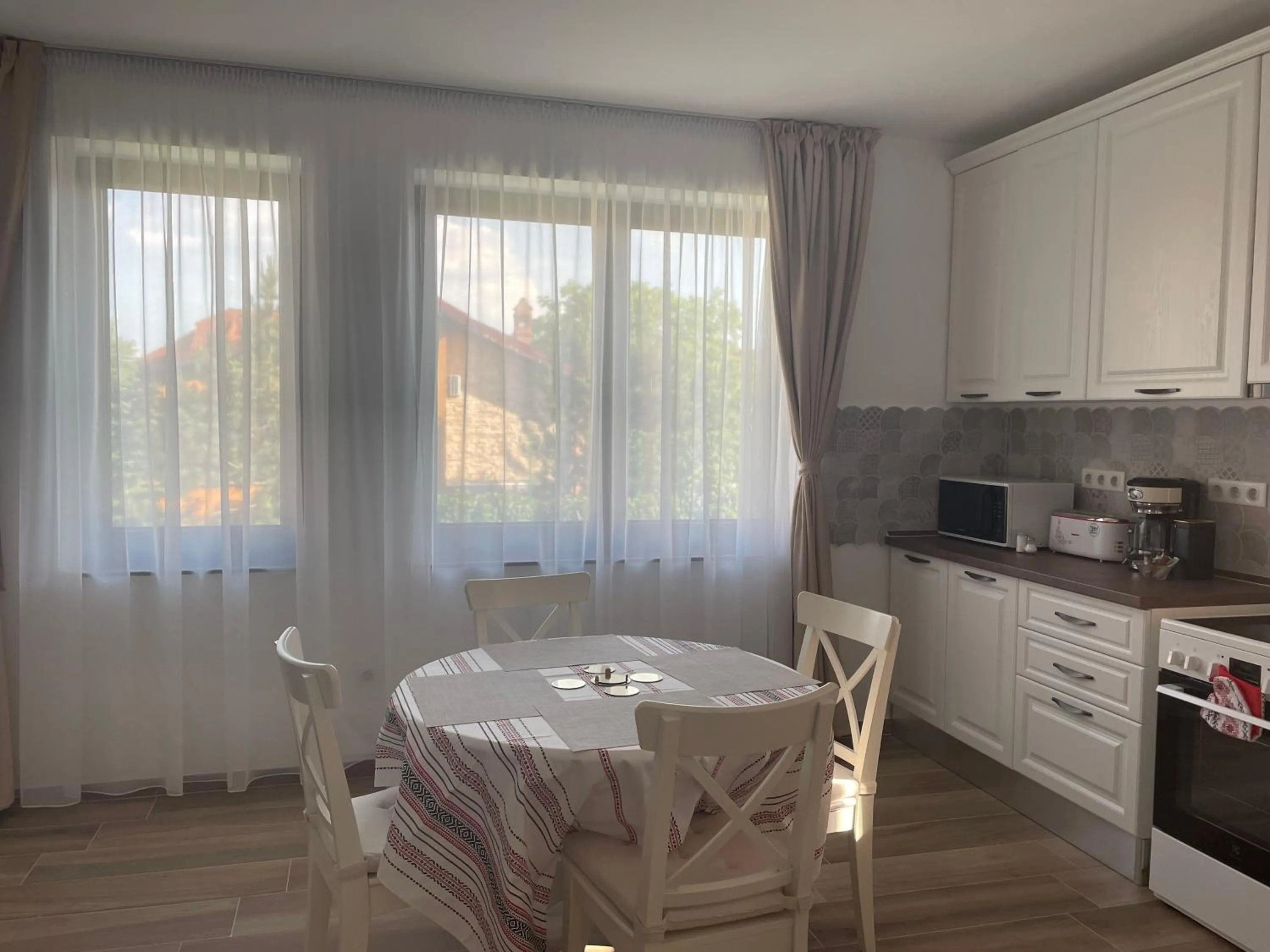 Kitchen or kitchenette in Iarca Inn