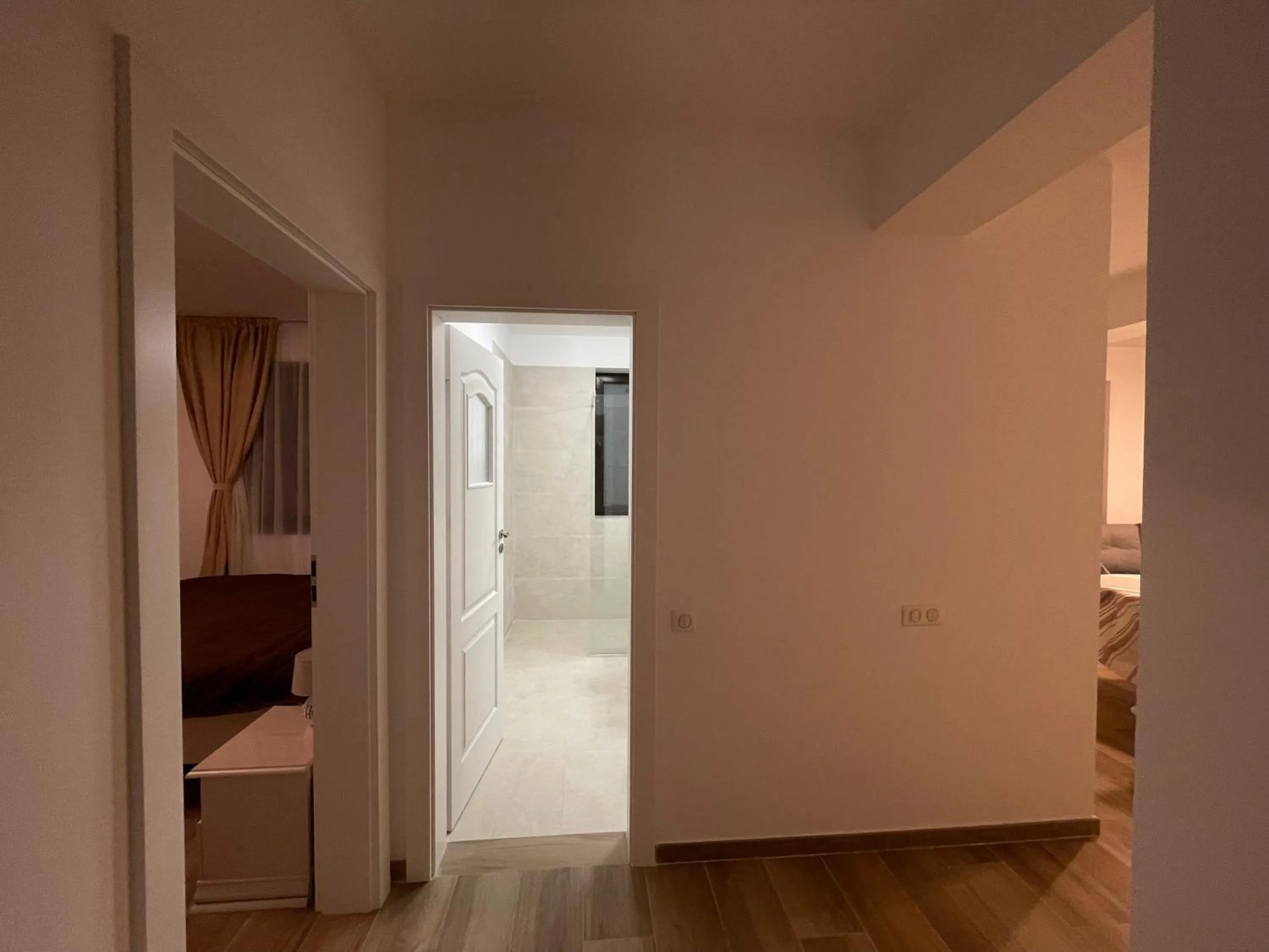 Facade/entrance, Bed in Iarca Inn