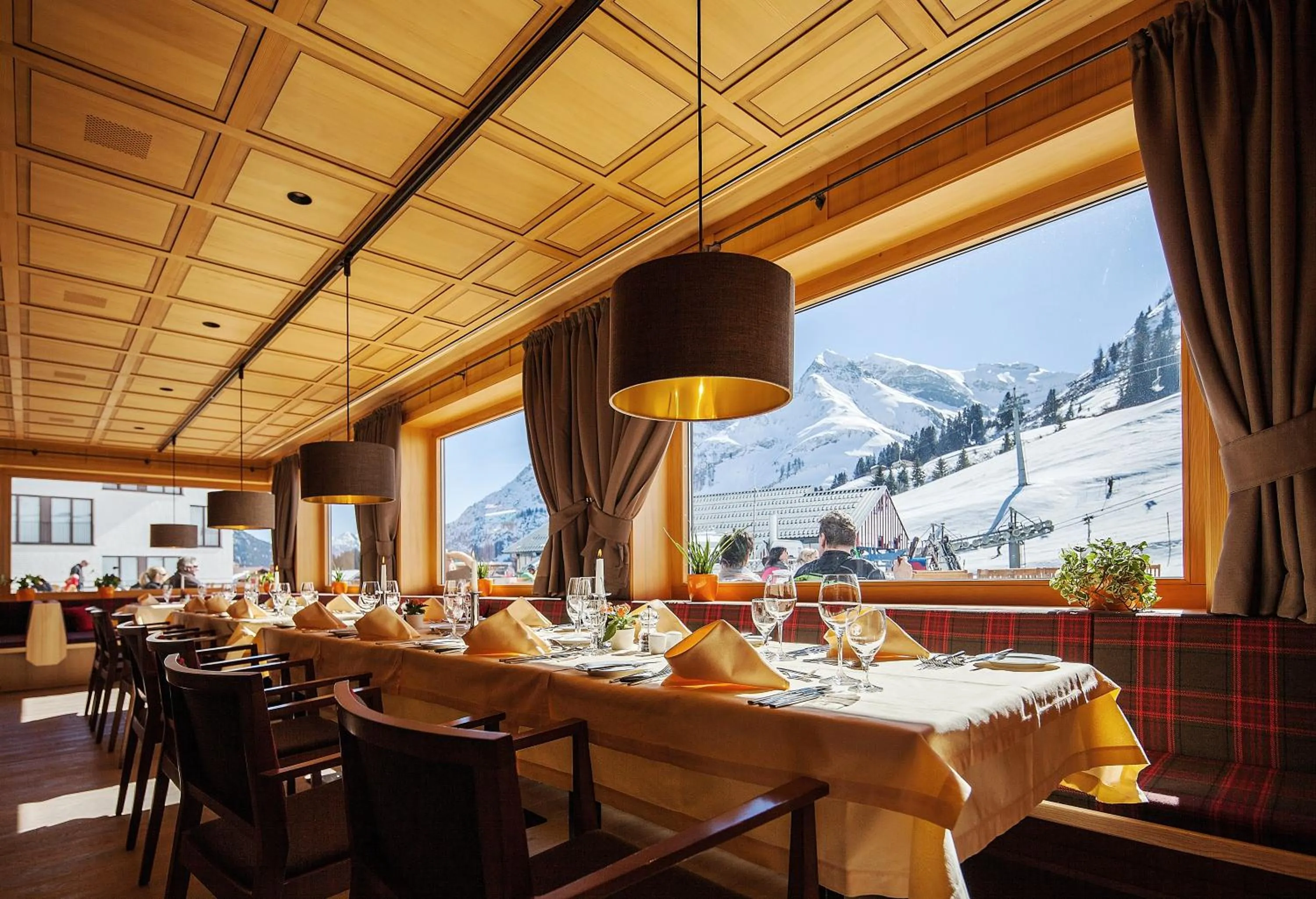 Restaurant/places to eat in Hotel Steffisalp
