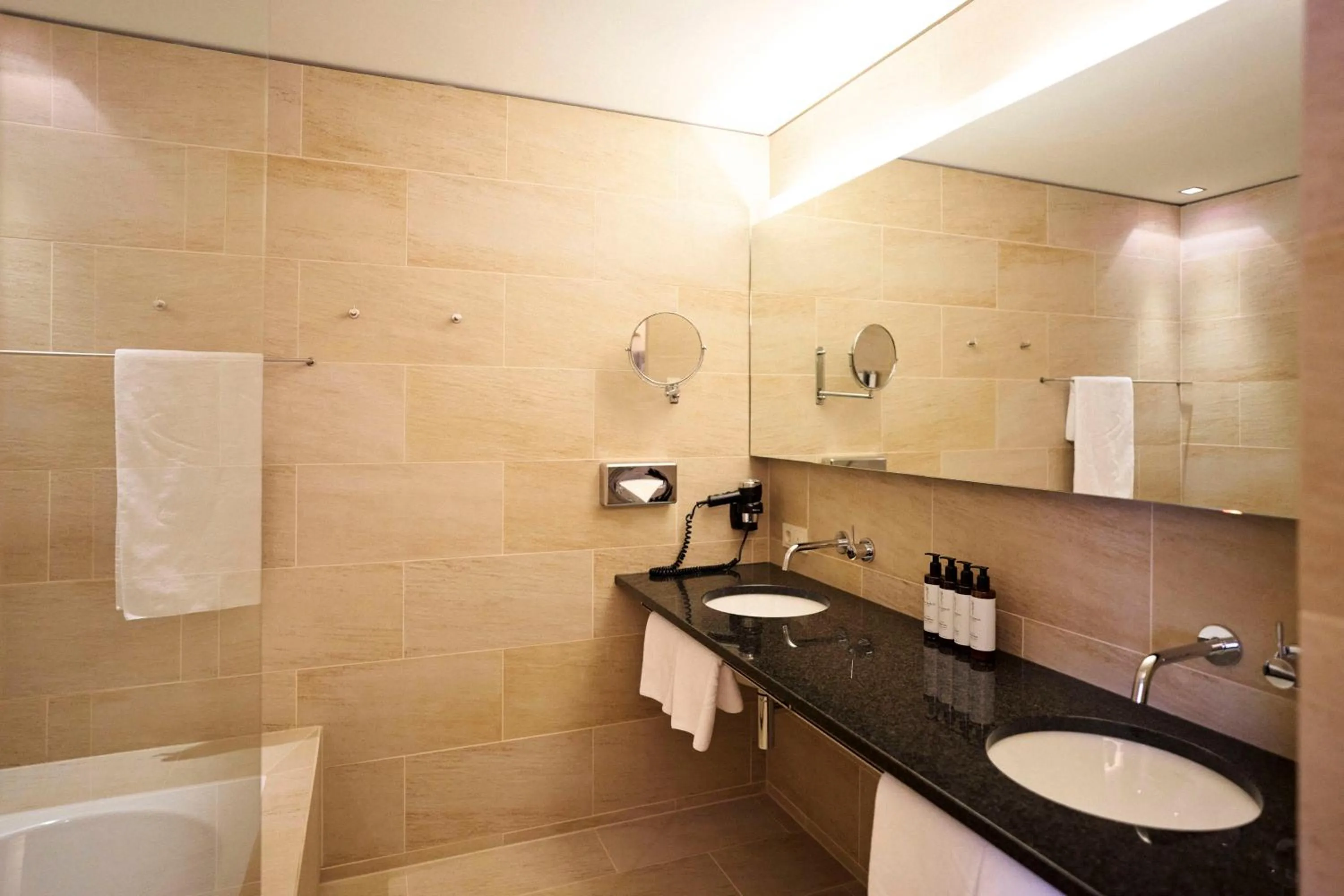 Bathroom in Hotel Steffisalp