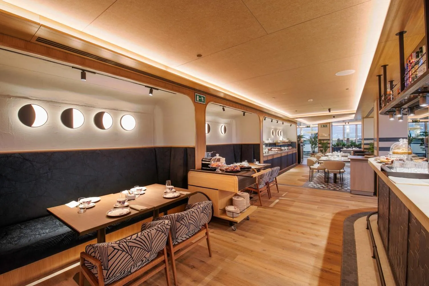 Restaurant/places to eat in Only YOU Hotel Málaga