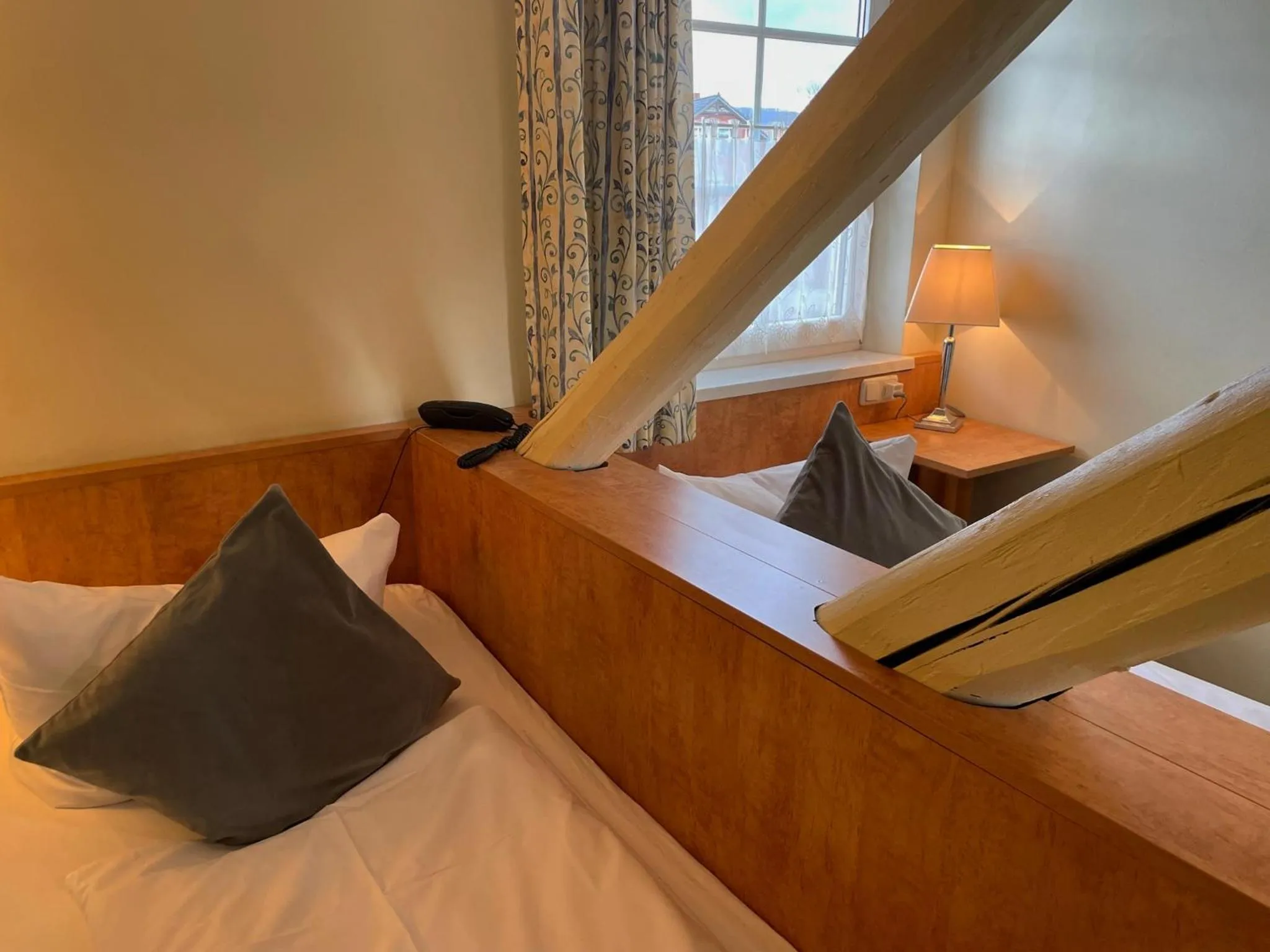 Bed in Harzhotel Warnstedter Krug