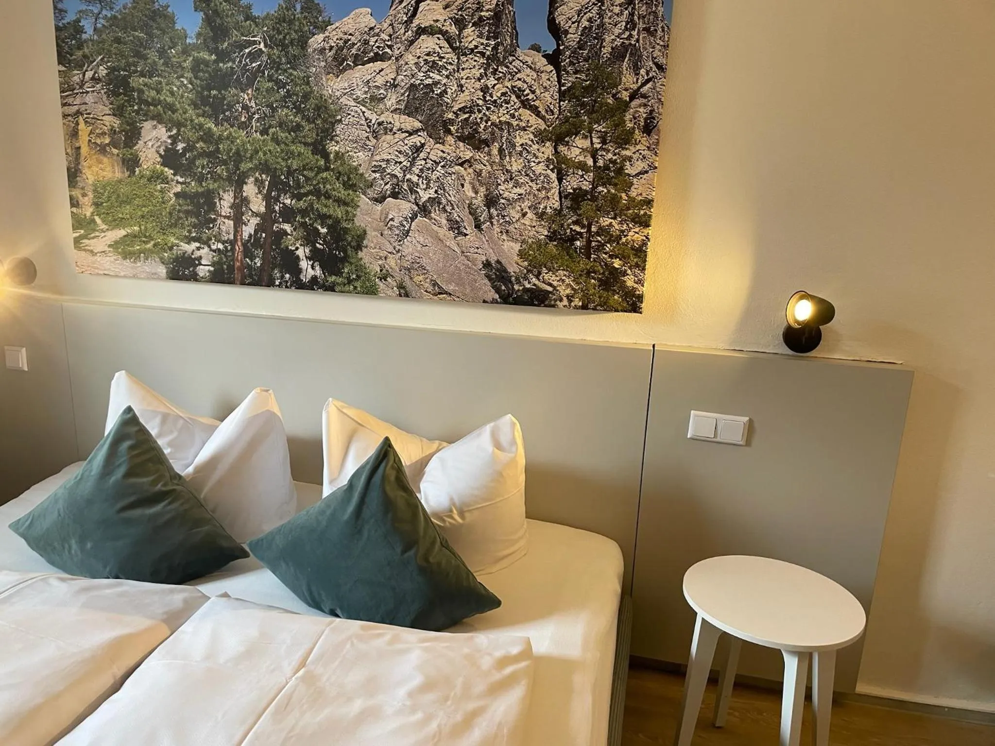 Bed in Harzhotel Warnstedter Krug