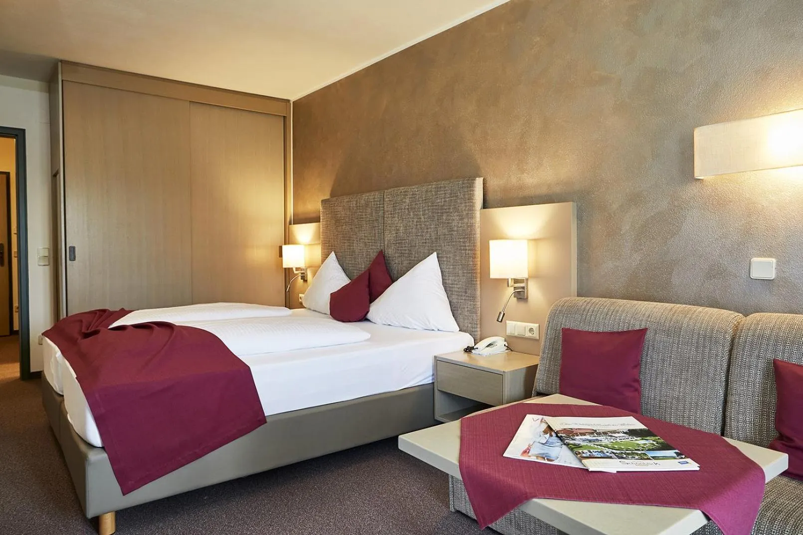 Photo of the whole room, Bed in Dei Hotel Schönblick