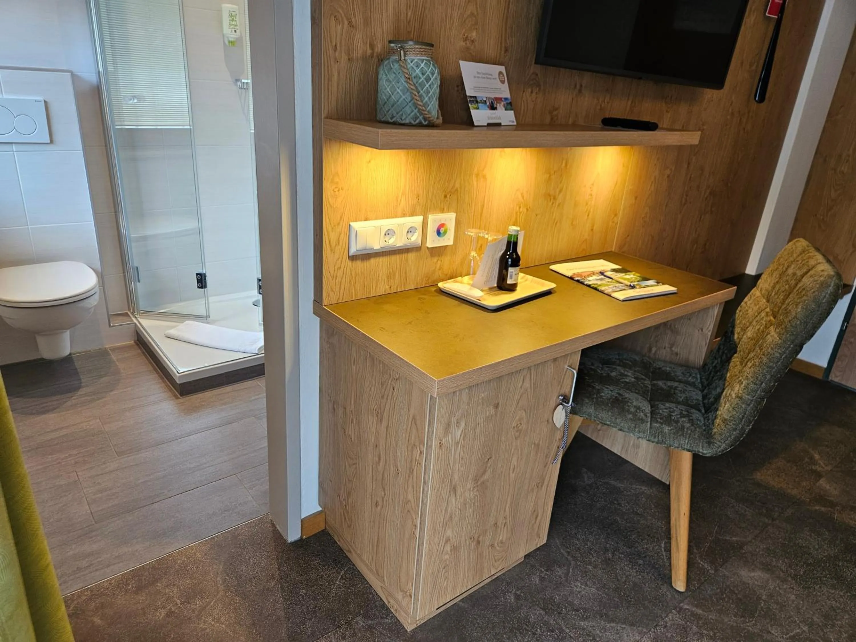 Shower in Dei Hotel Schönblick