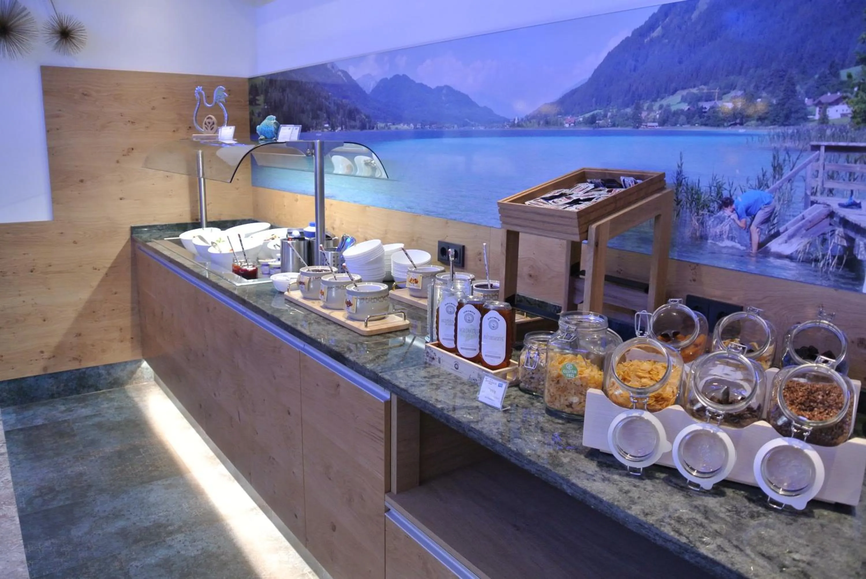 Buffet breakfast in Dei Hotel Schönblick