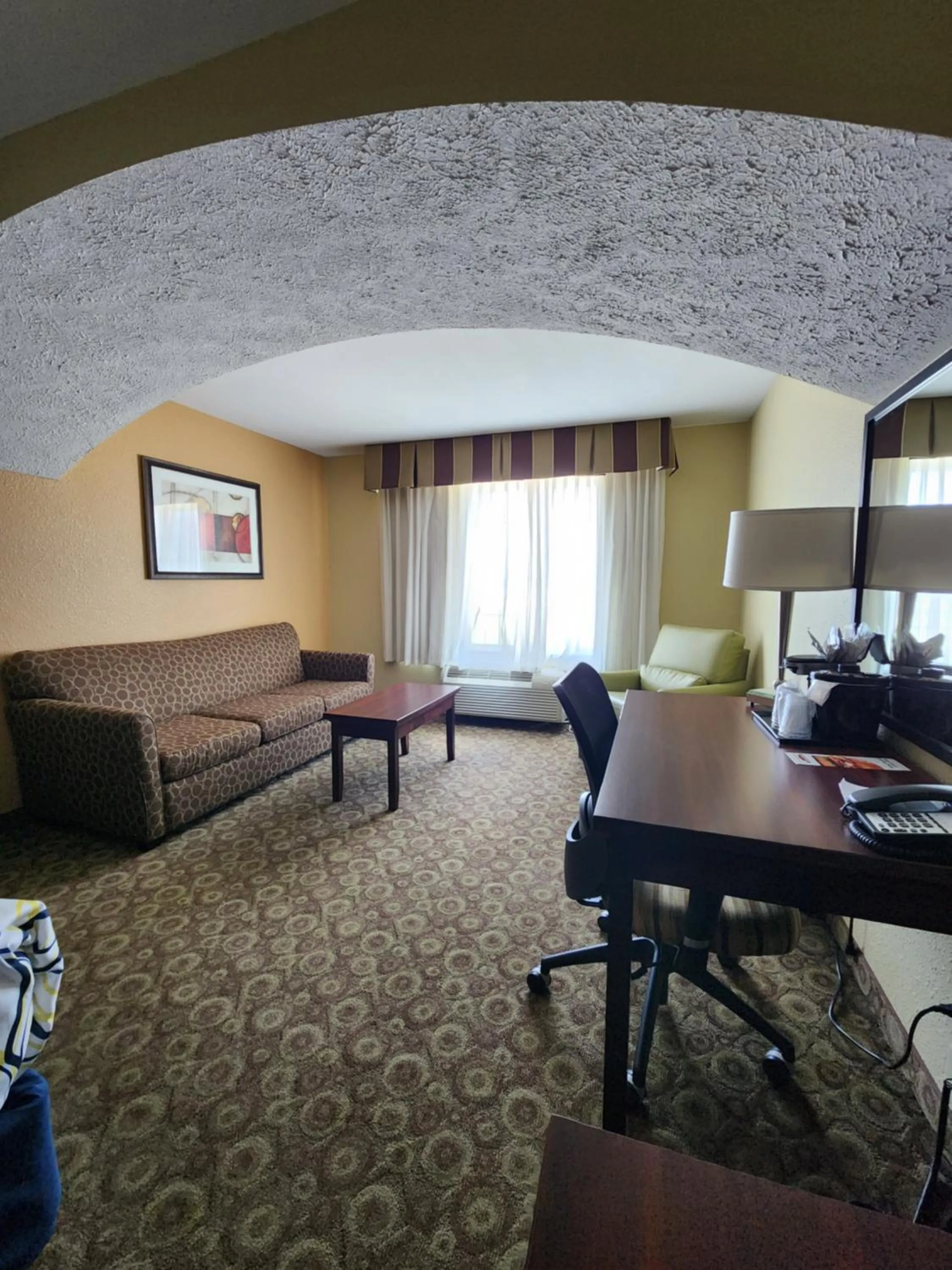 Seating area in Highland Suites Minot