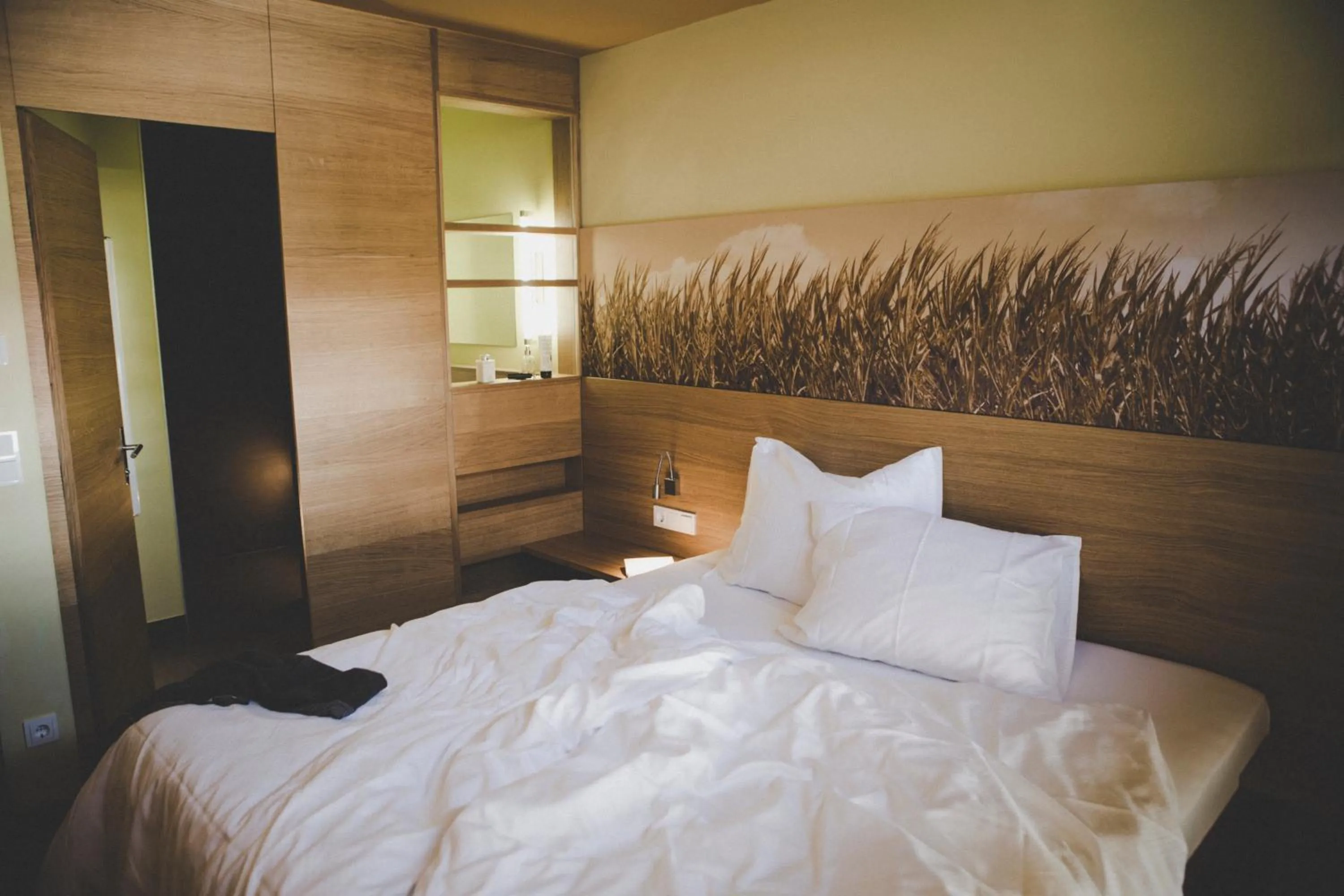 Photo of the whole room, Bed in Arabella Retreat & Spa