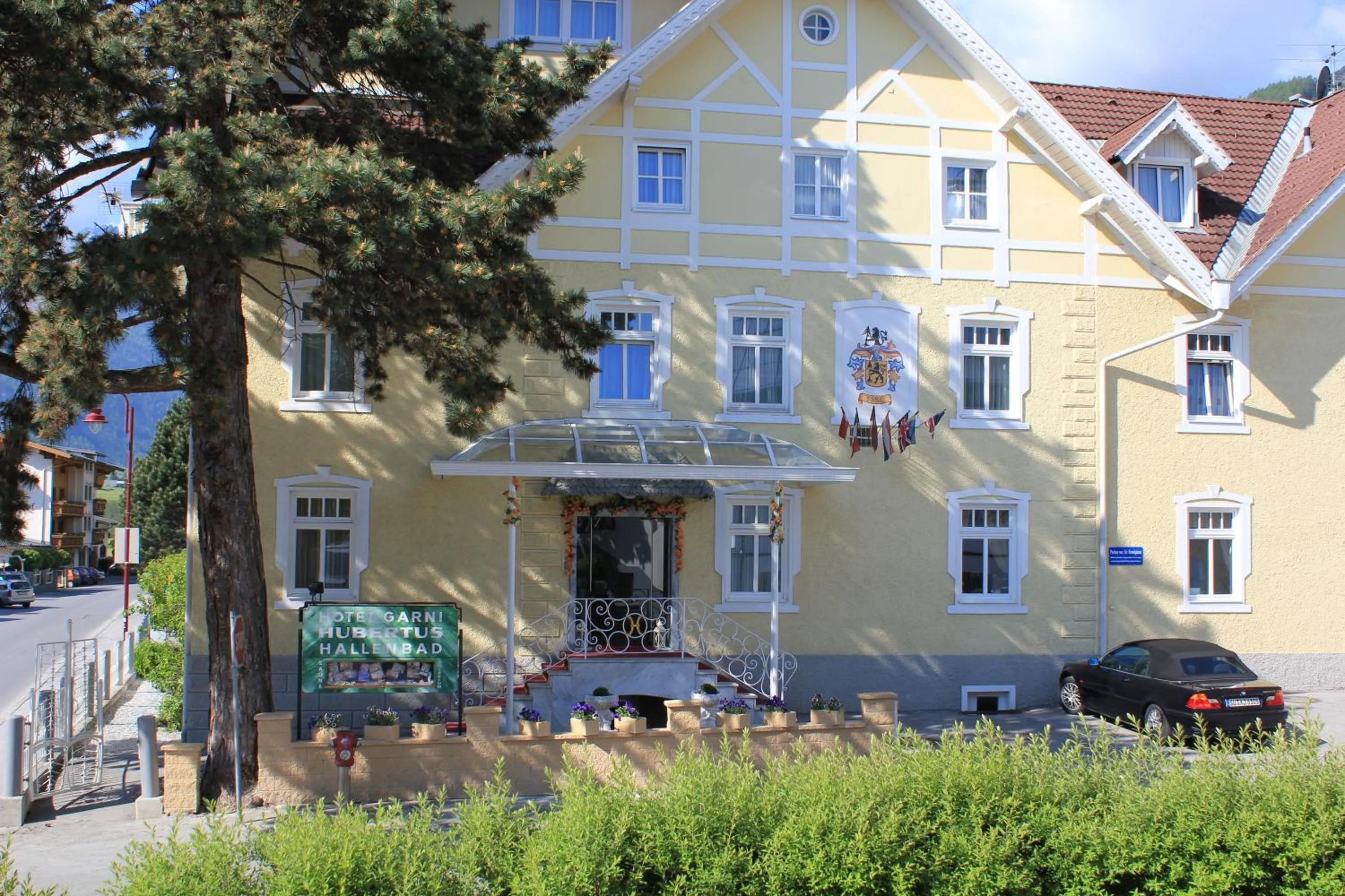 Facade/entrance in Hotel Garni Hubertus-Nostalgie & Charme