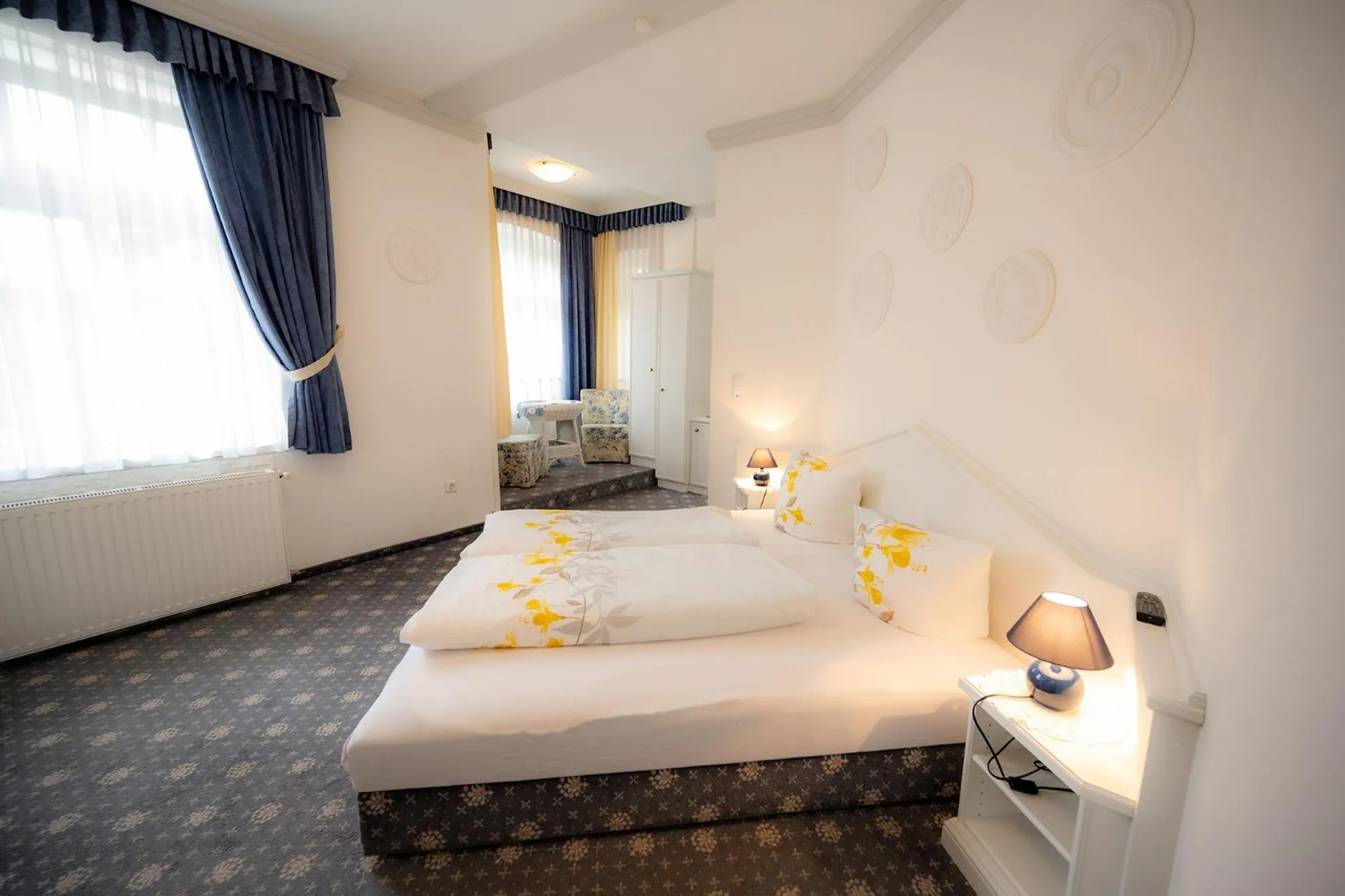 Bedroom, Bed in Hotel Garni Hubertus-Nostalgie & Charme