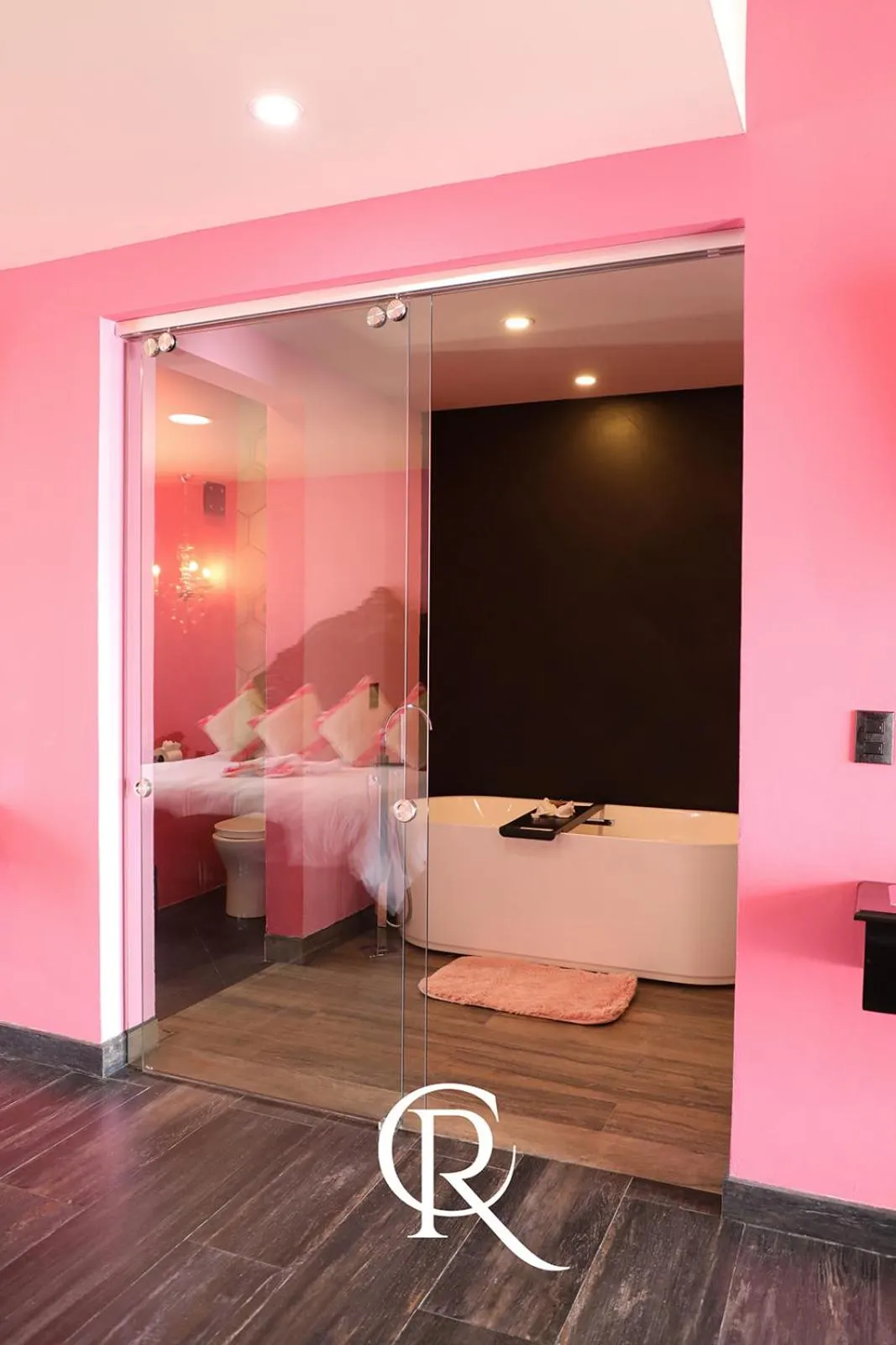 Photo of the whole room, Bed in Casa Rosa Hotel & Spa