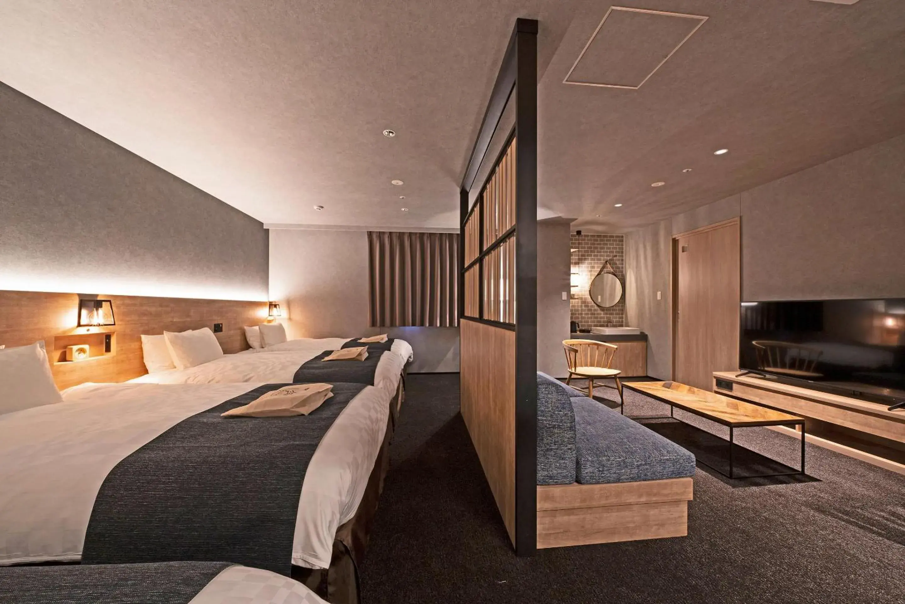 The Around Floor- Quadruple Room- Non Smoking in hotel around TAKAYAMA, an Ascend Collection Hotel The Around Floor- Quadruple Room- Non Smoking in hotel around TAKAYAMA, an Ascend Collection Hotel