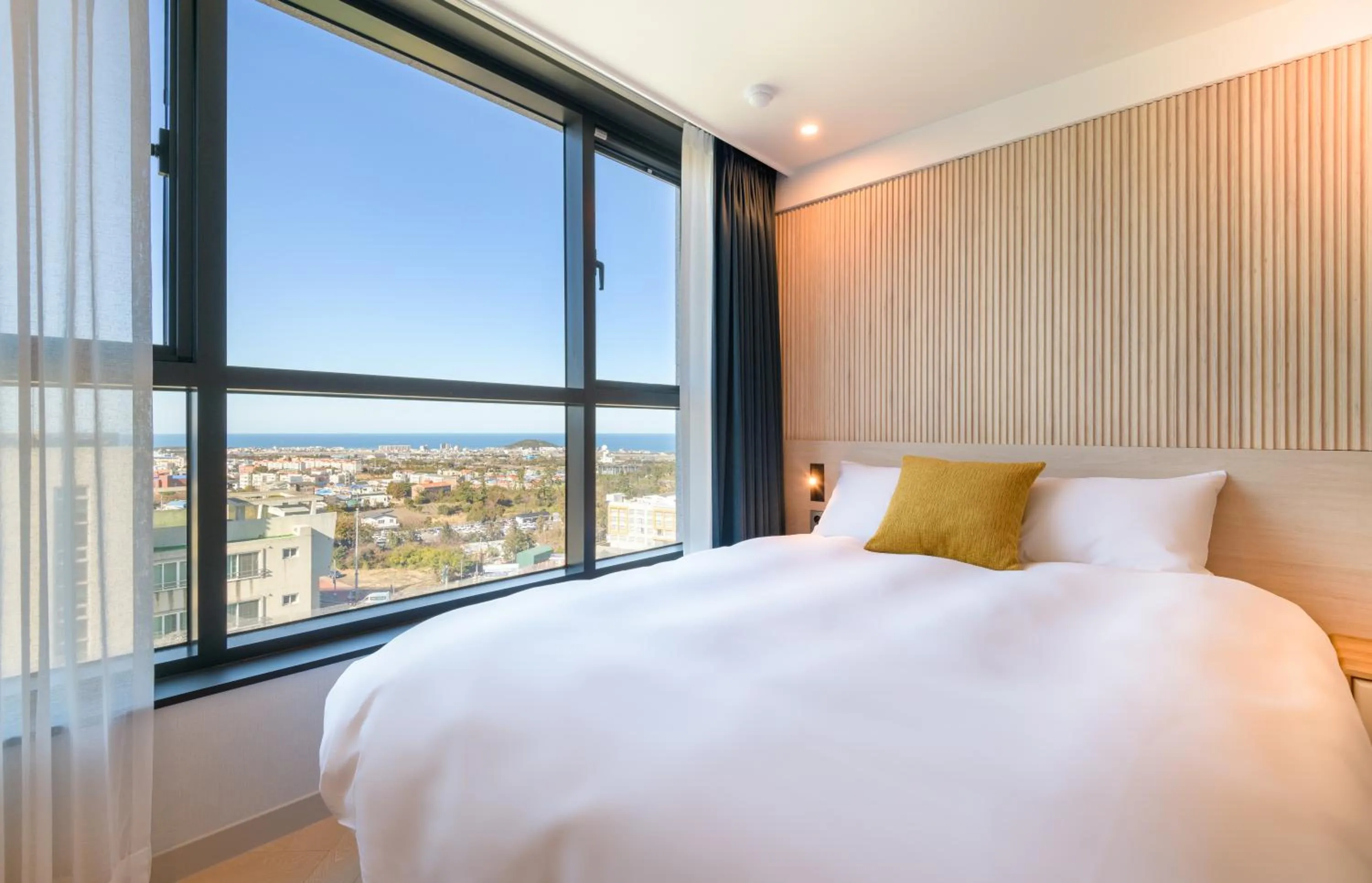 Bed in Ventimo Hotel & Residence Jeju