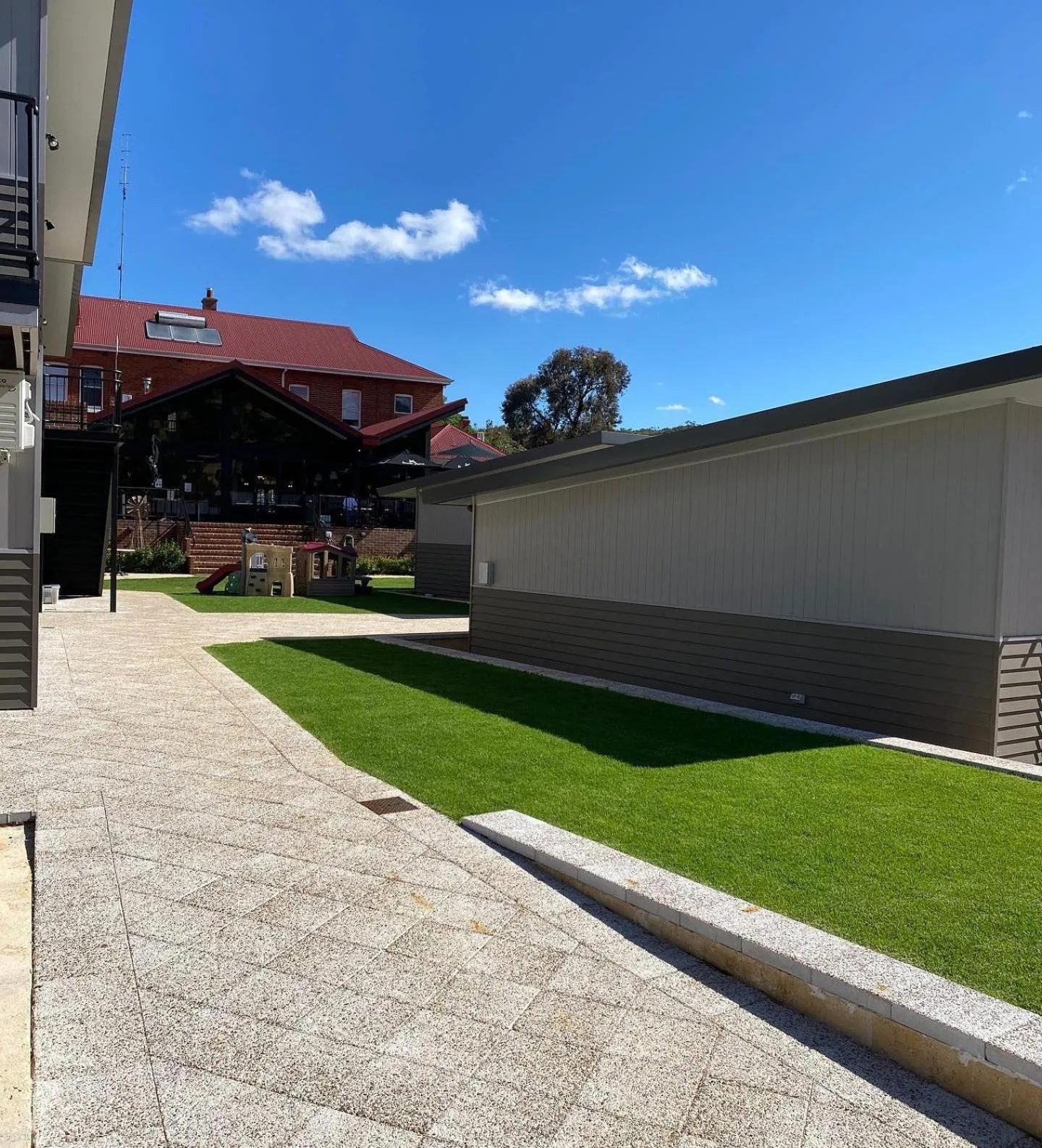 Property building in Victoria Hotel Toodyay