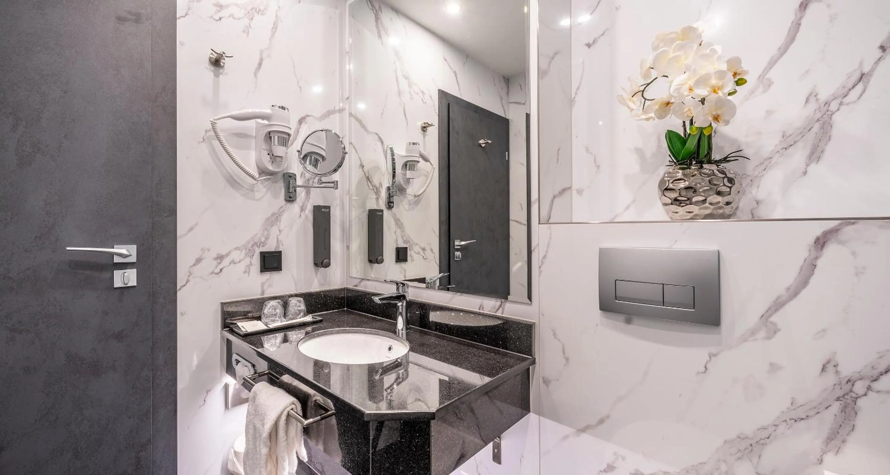 Bathroom in PLAZA INN Salzburg City