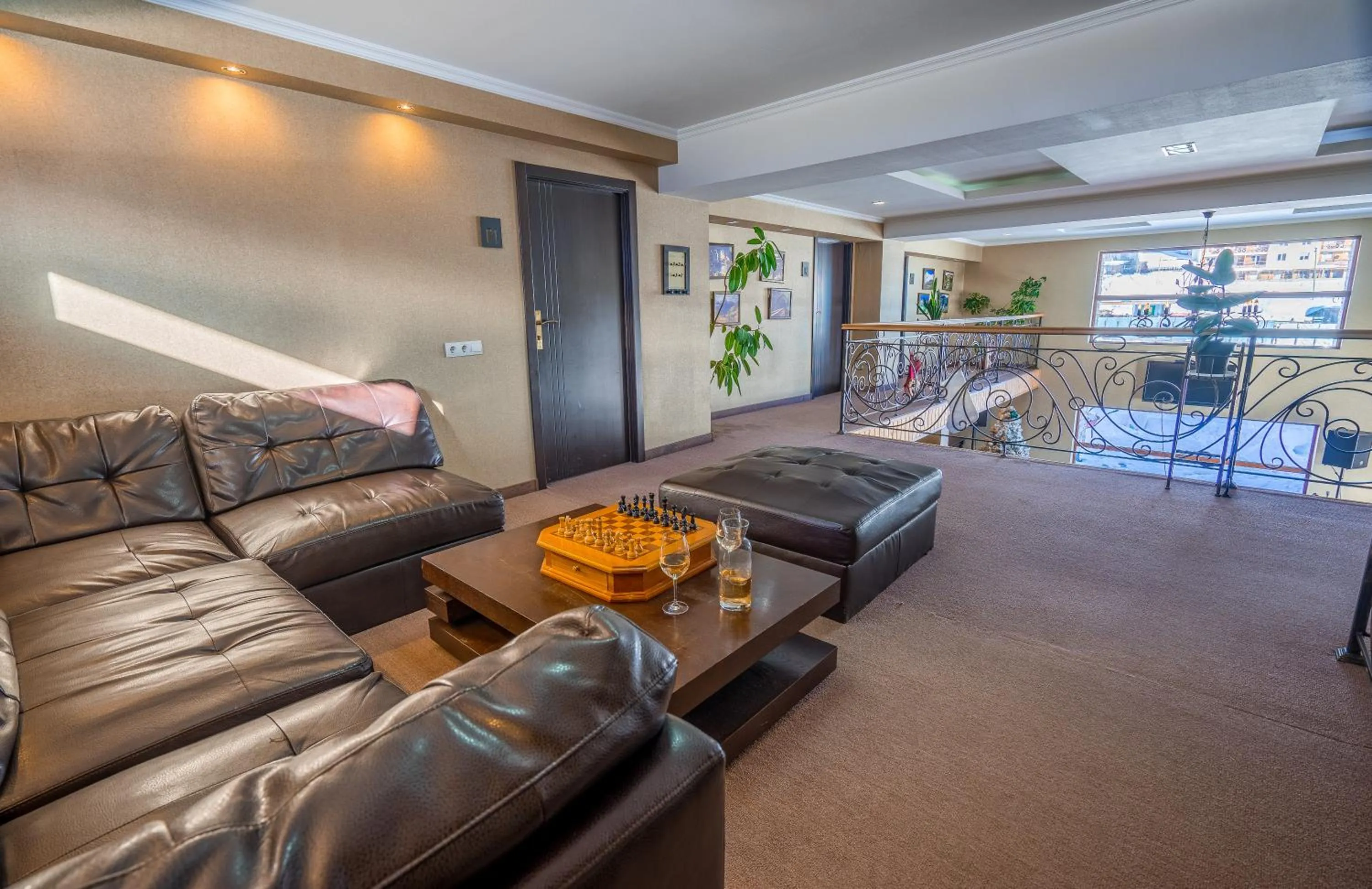 Restaurant/places to eat in Hotel GoodAura