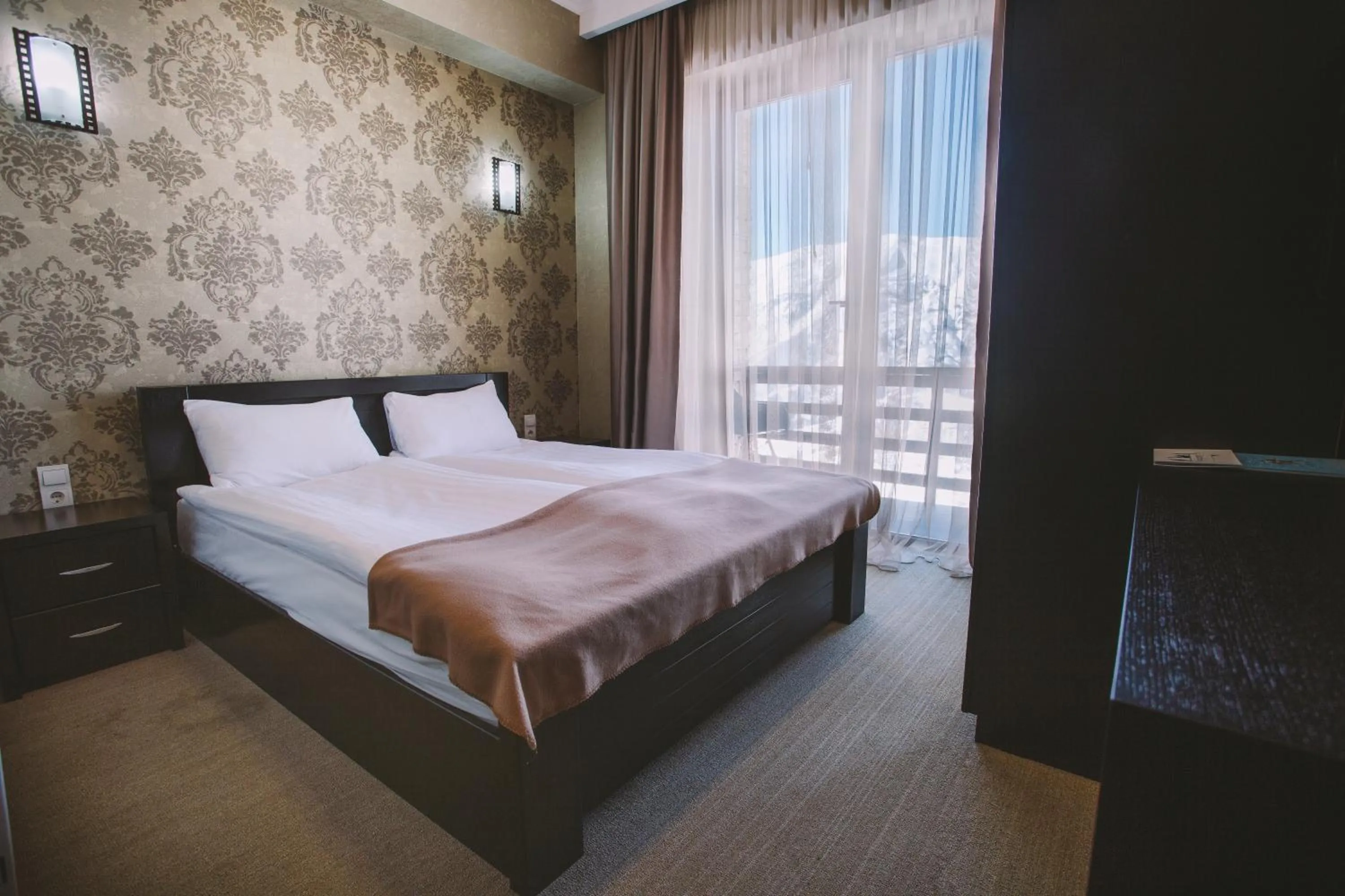 Photo of the whole room, Bed in Hotel GoodAura