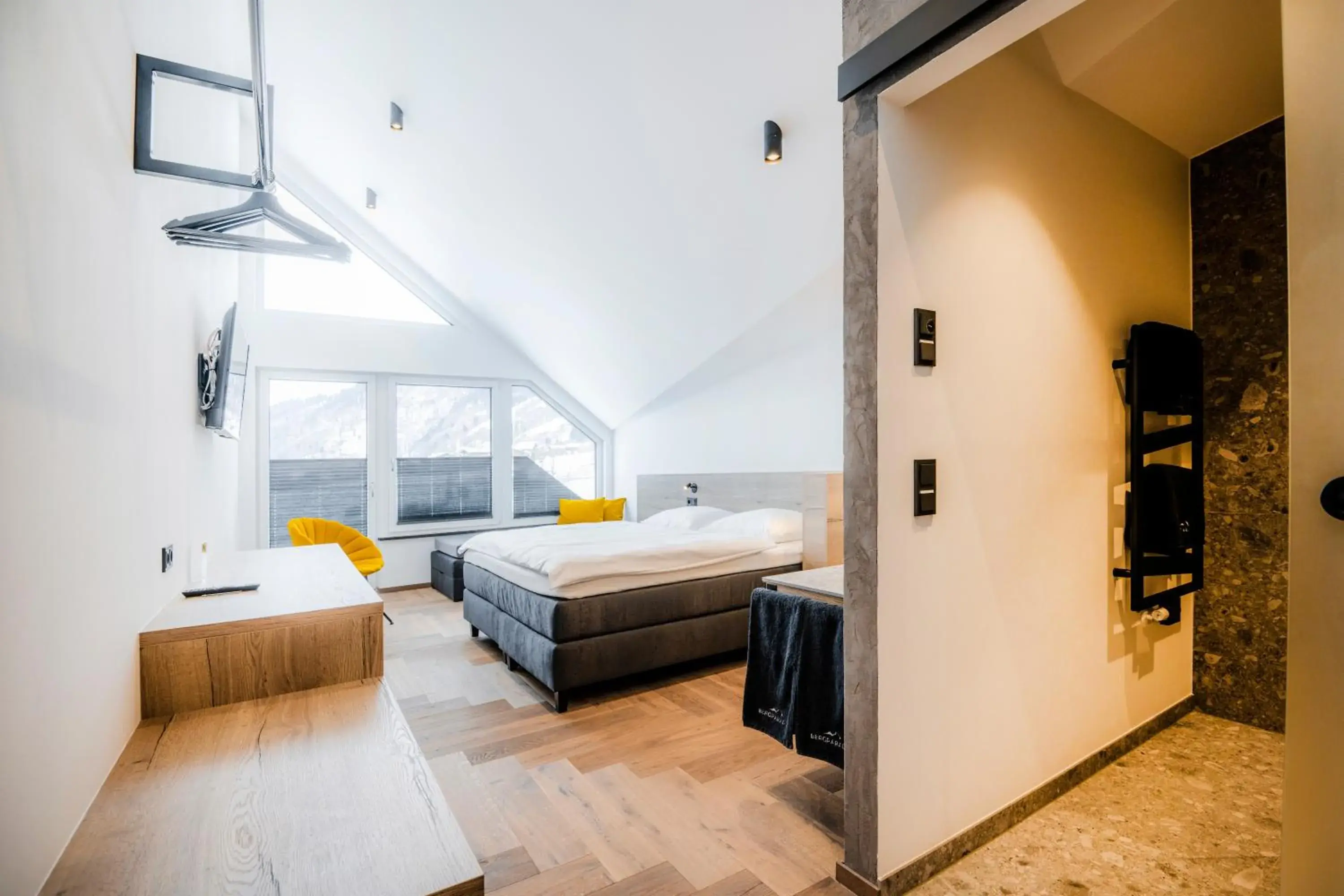 Double Room with Balcony in Bergparadies - inklusive Eintritt in die Alpentherme Double Room with Balcony in Bergparadies - inklusive Eintritt in die Alpentherme