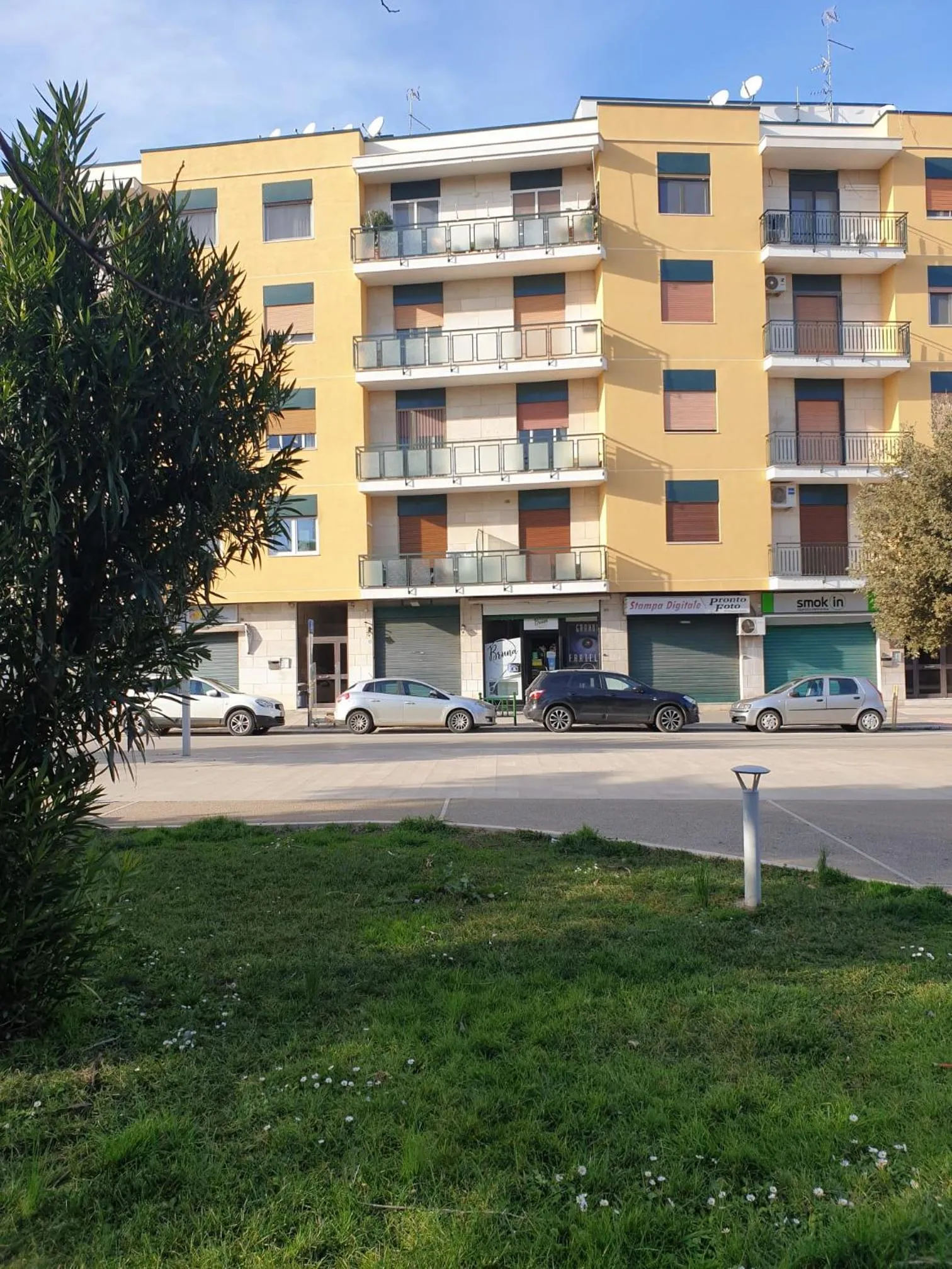 Property building in Garibaldi House - B&B Luxury