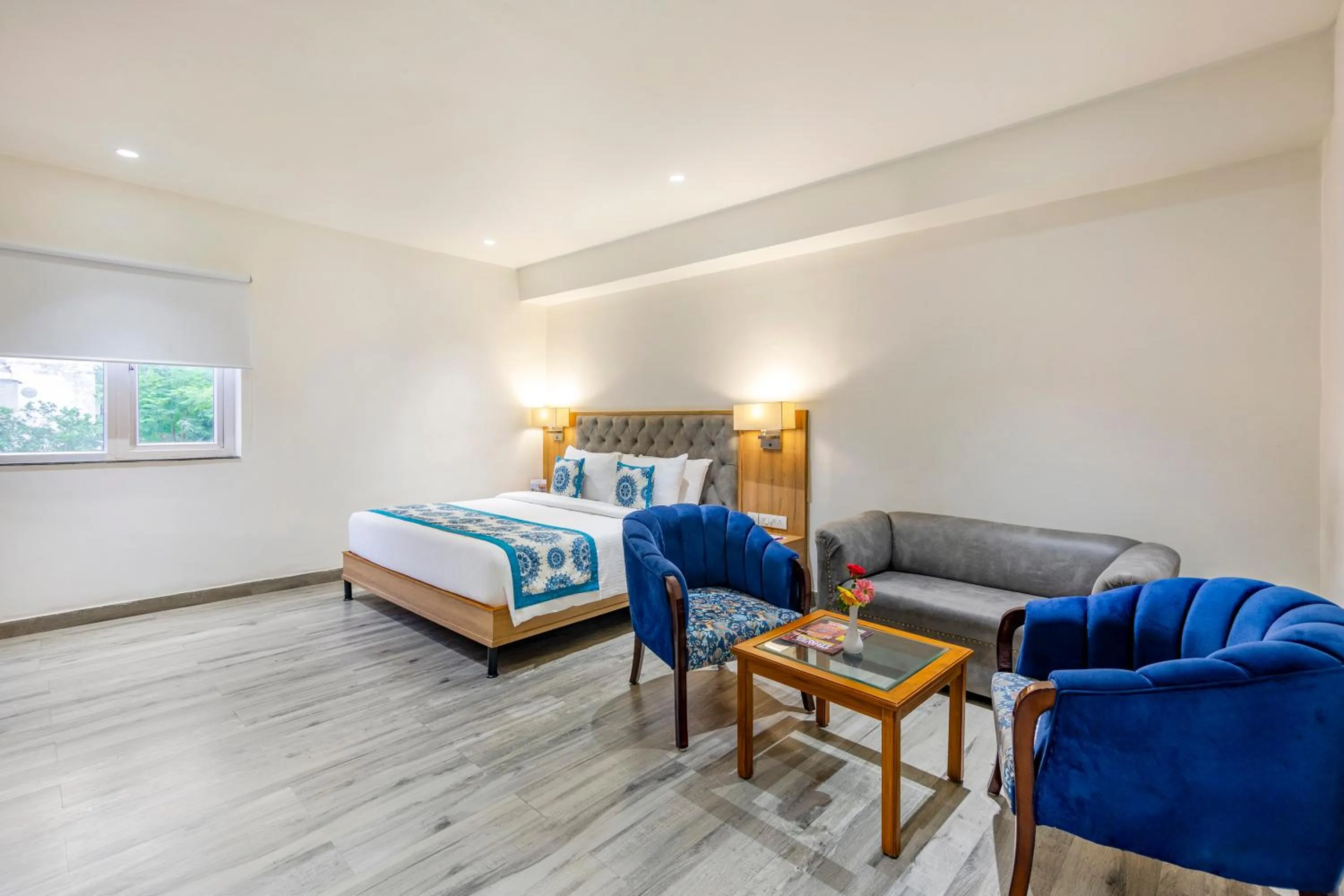 Seating area, Bed in Morpho Bokaro