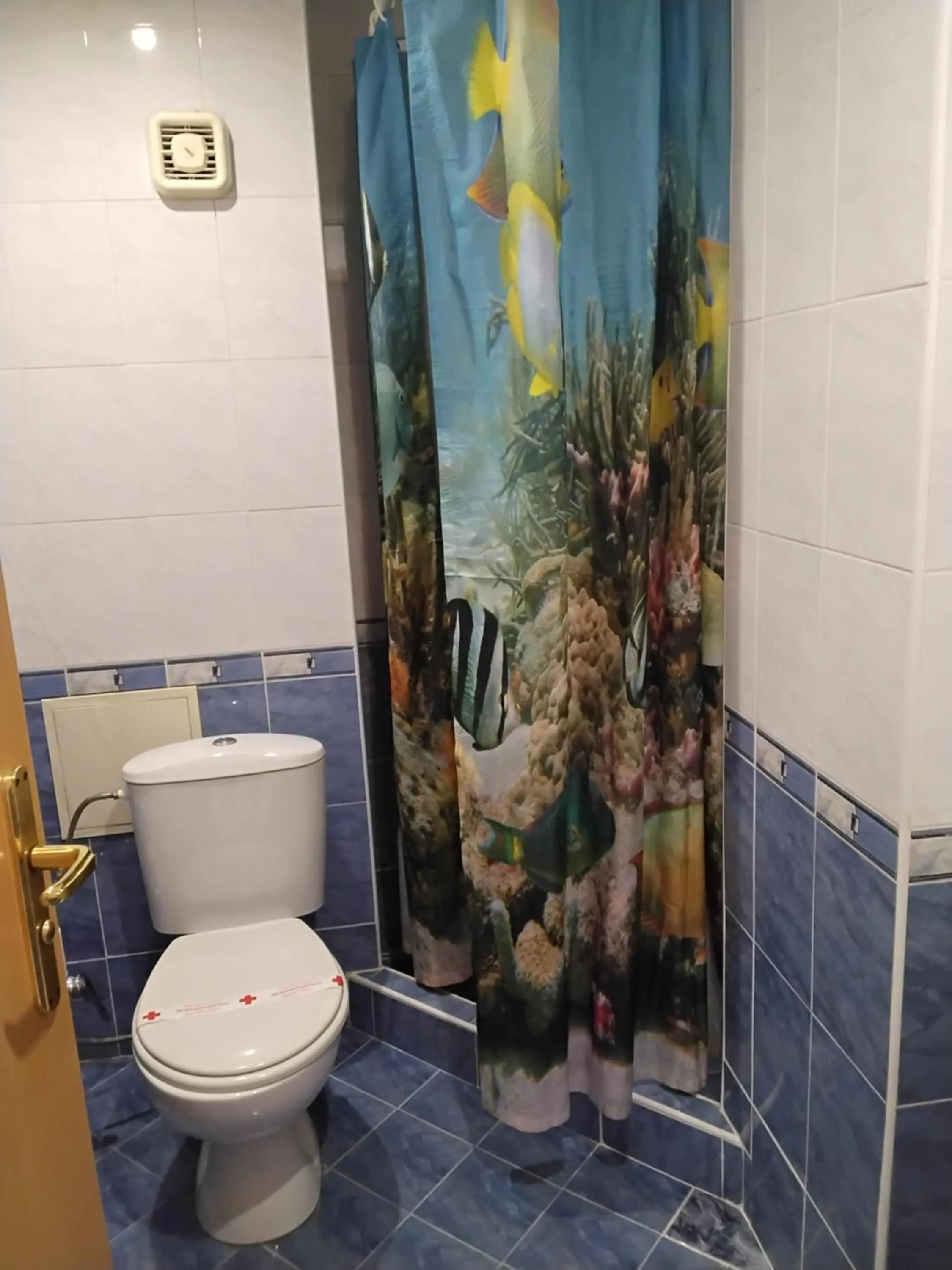 Shower in Hotel Mehdjarel