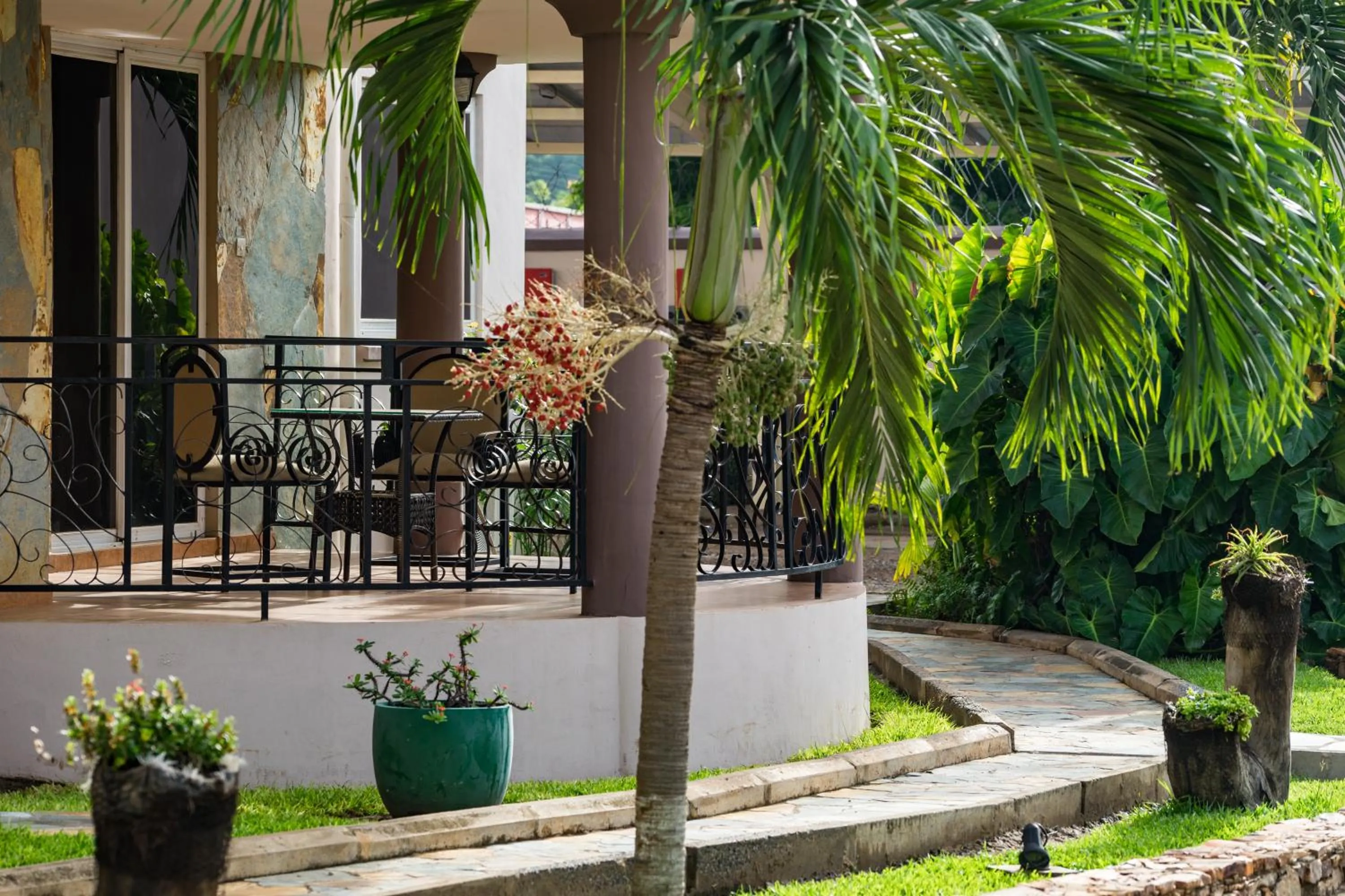 Patio in Midindi Hotel