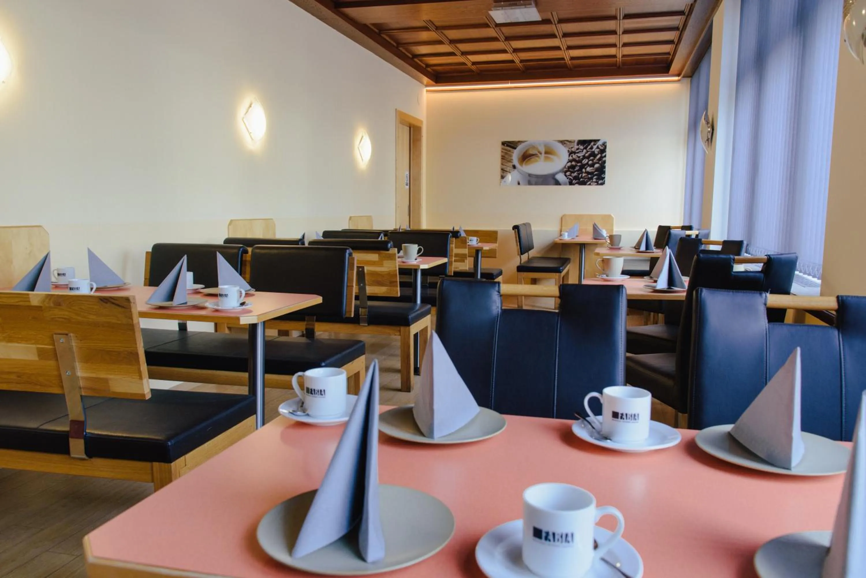 Property building in Hotel Drei Kreuz - Self Check In