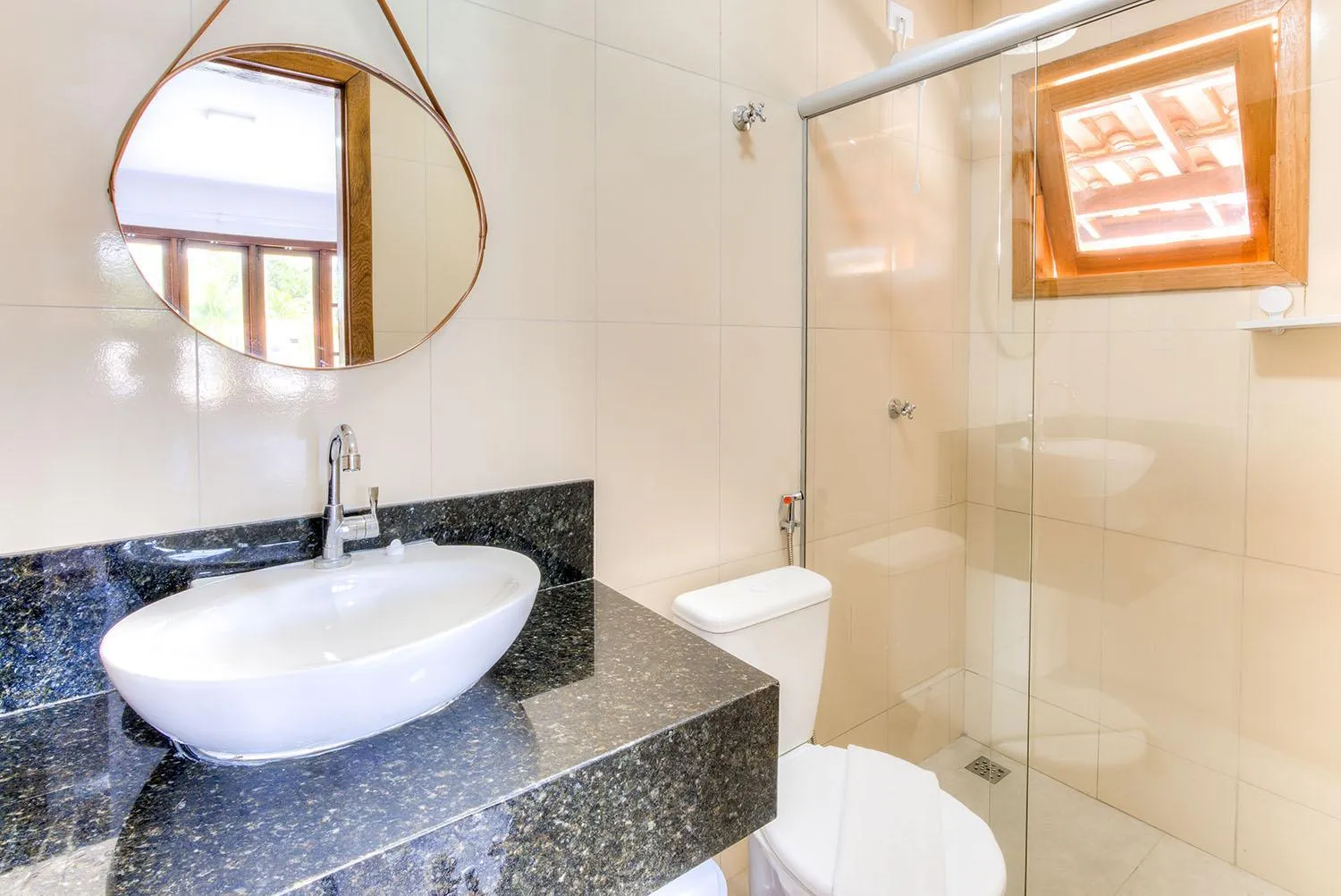 Shower in Village do Bosque - Rede Tonziro