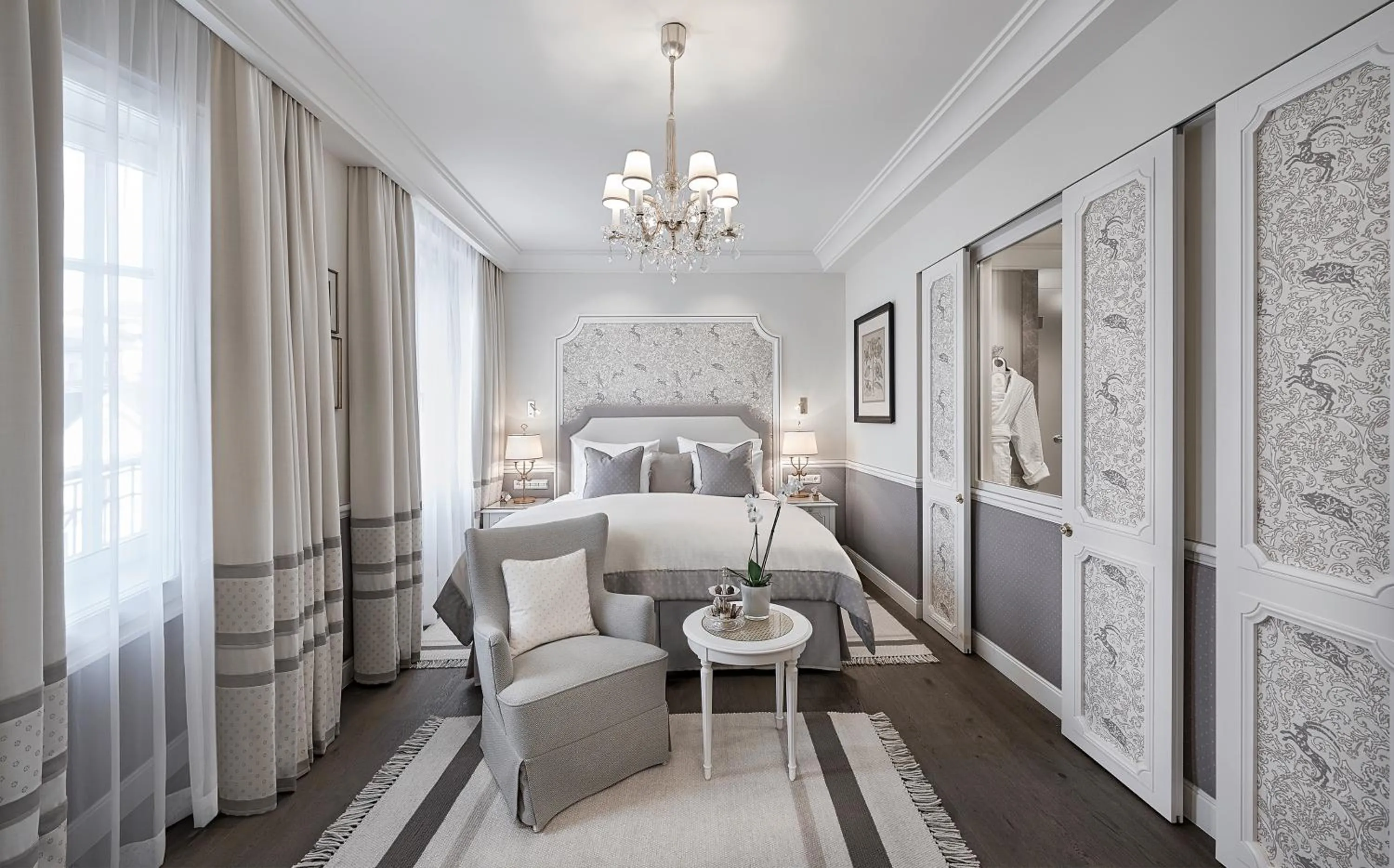 Photo of the whole room, Bed in Hotel Sacher Salzburg