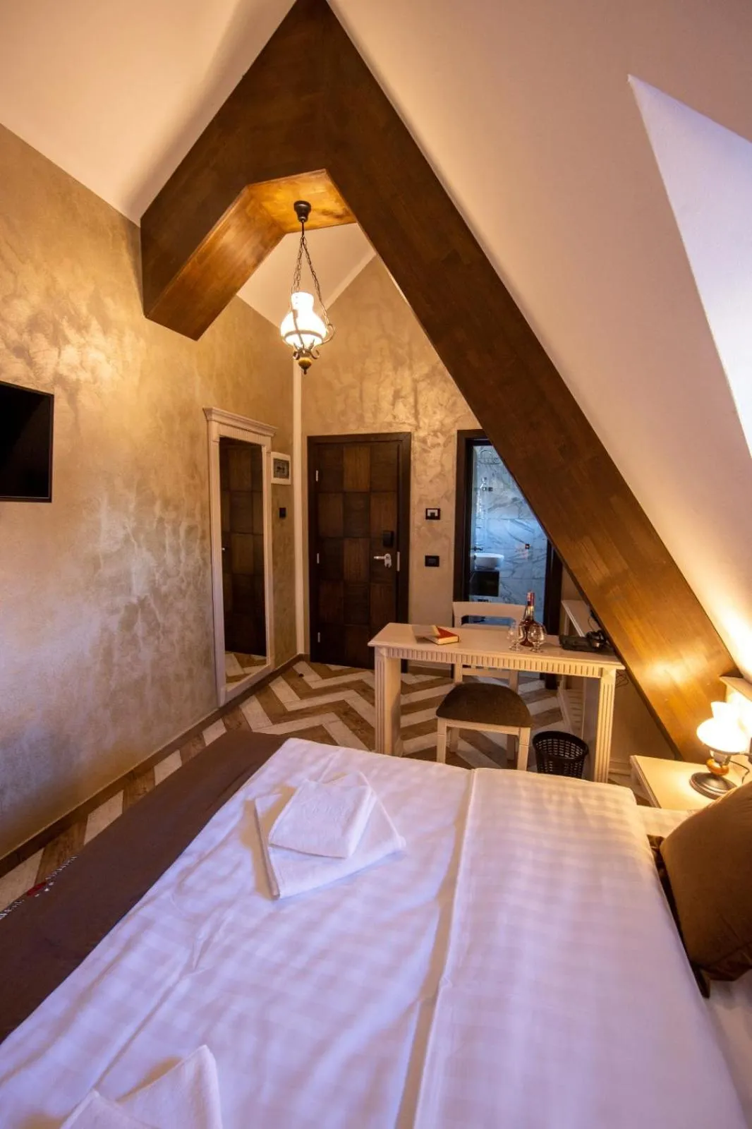 Hanul Tentea-Pasul Gutai