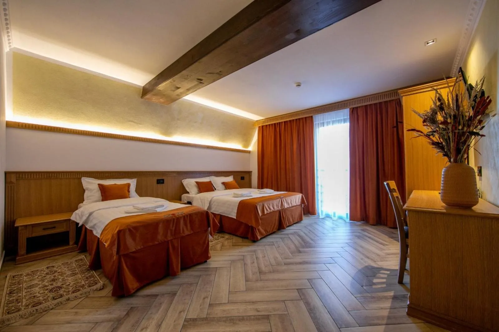 Hanul Tentea-Pasul Gutai