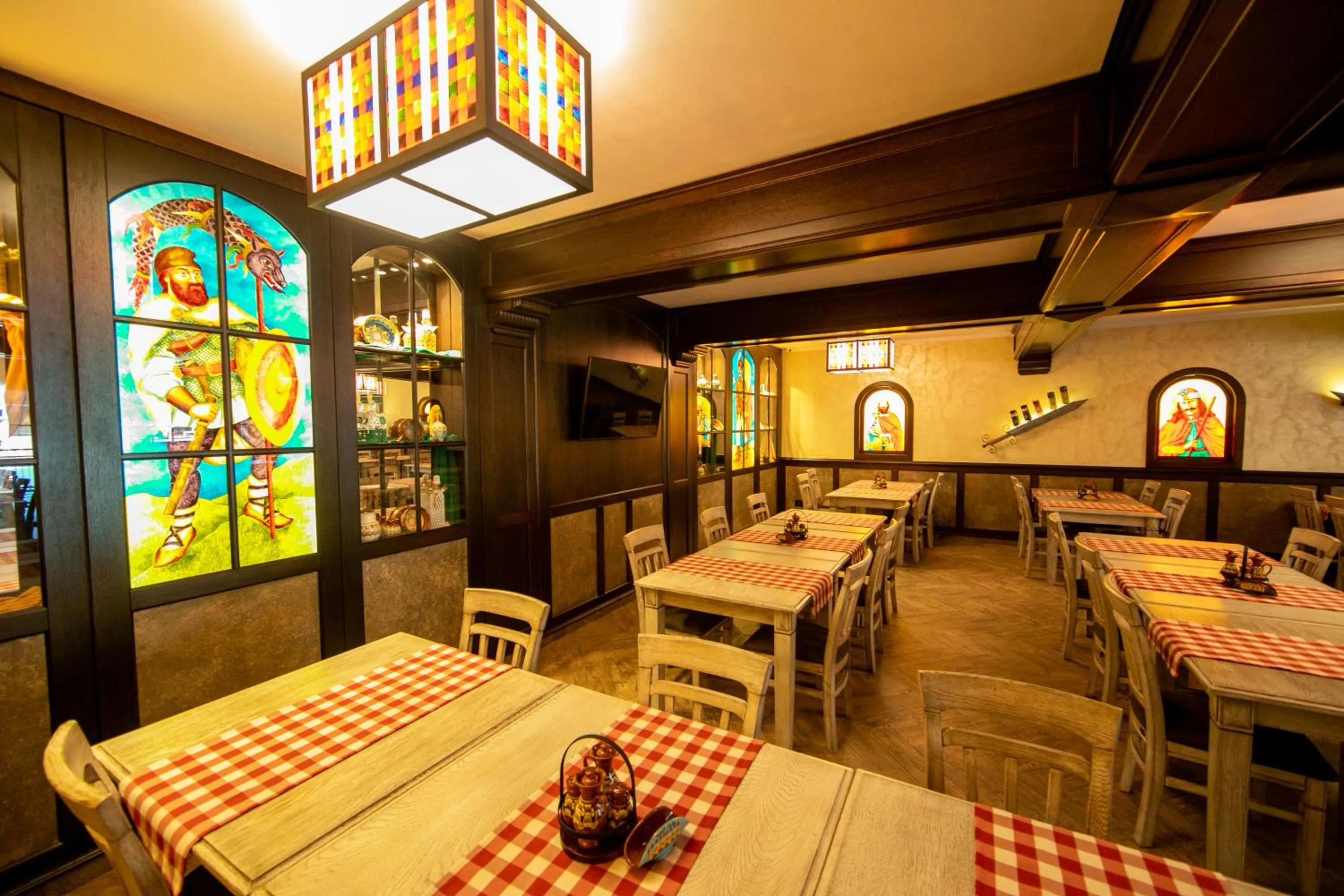 Restaurant/places to eat in Hanul Tentea-Pasul Gutai