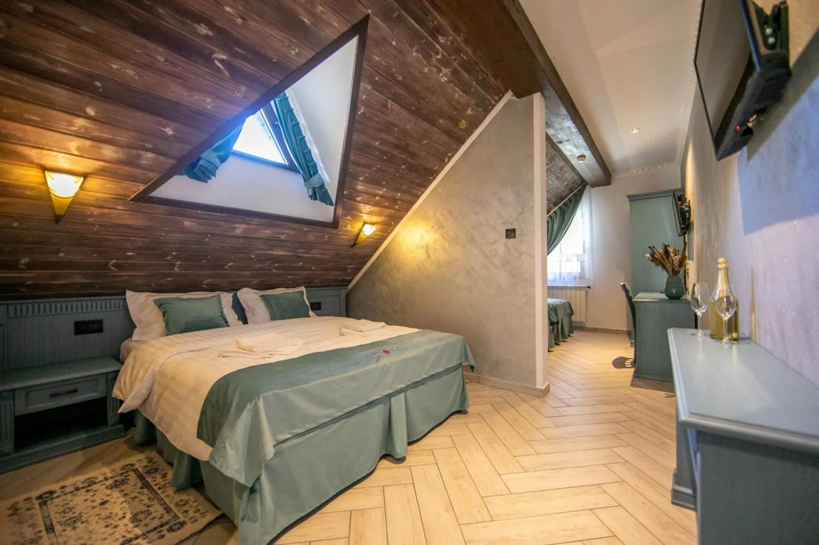 Hanul Tentea-Pasul Gutai