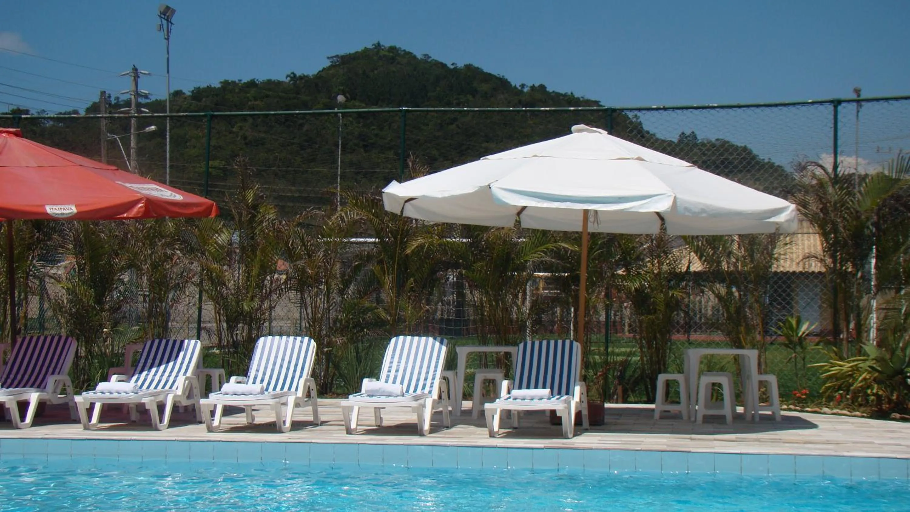 Swimming pool in Pousada Vale Del Sol
