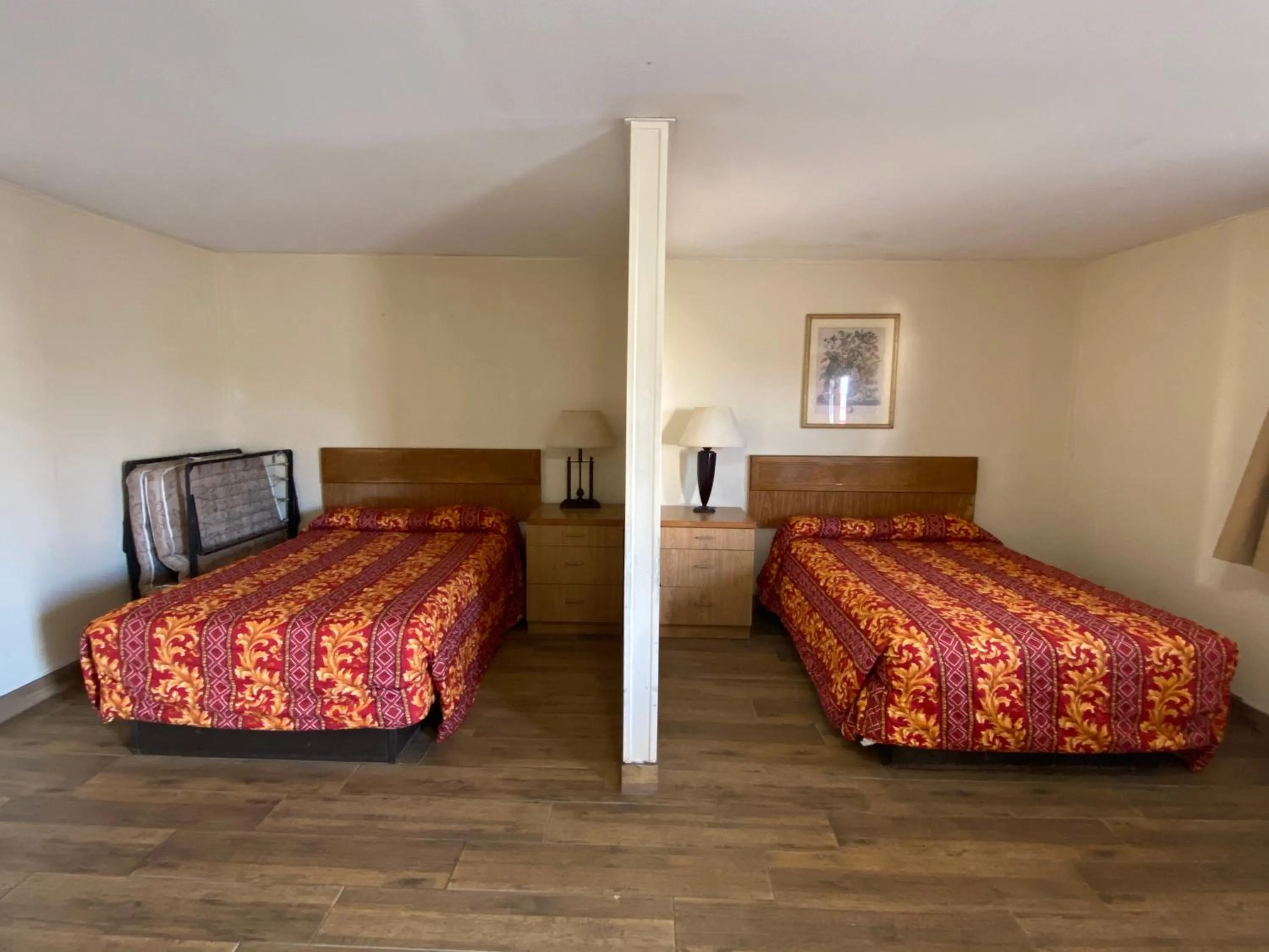 Bed in Relax Inn-Plaquemine