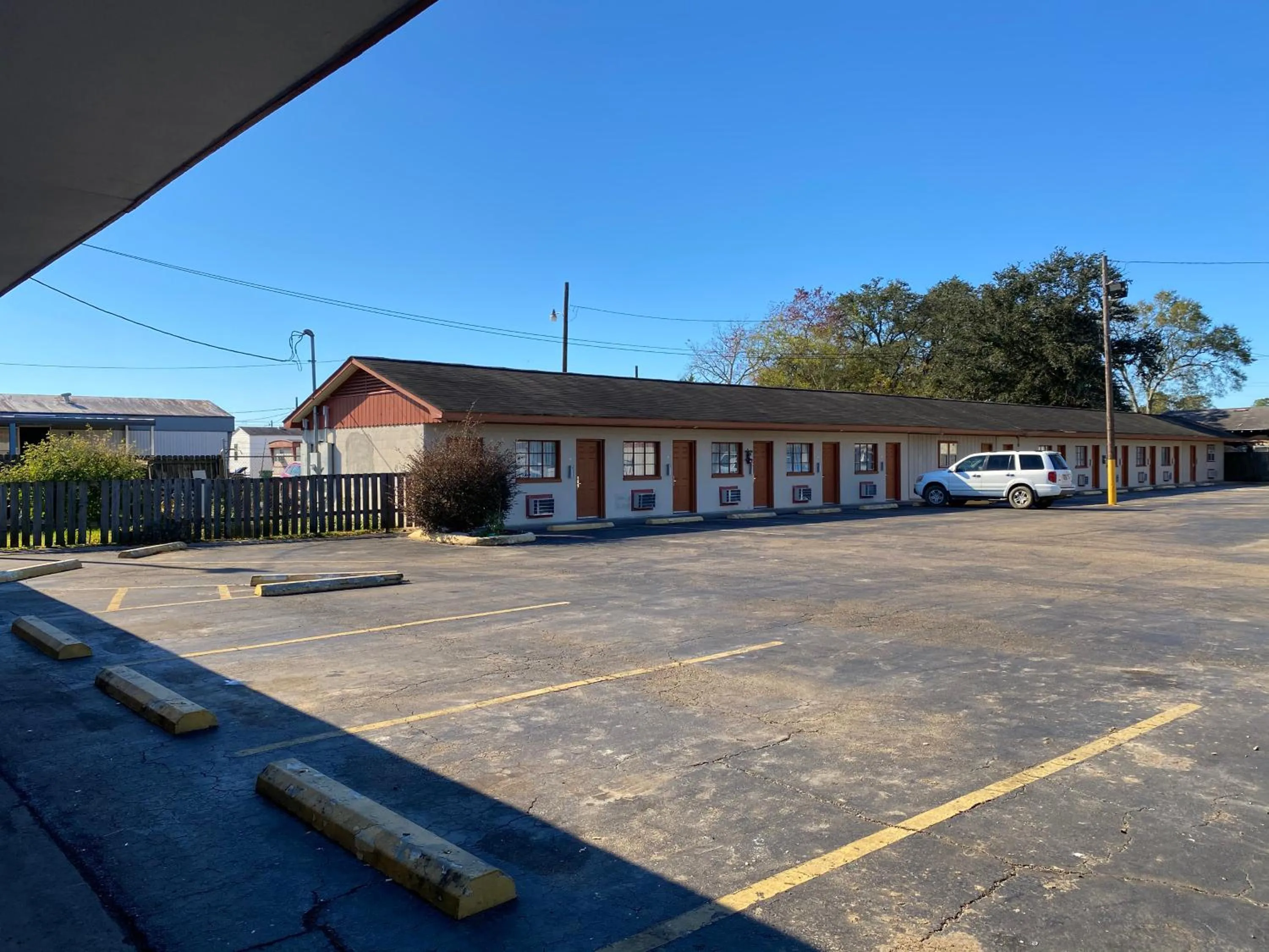 Property building in Relax Inn-Plaquemine