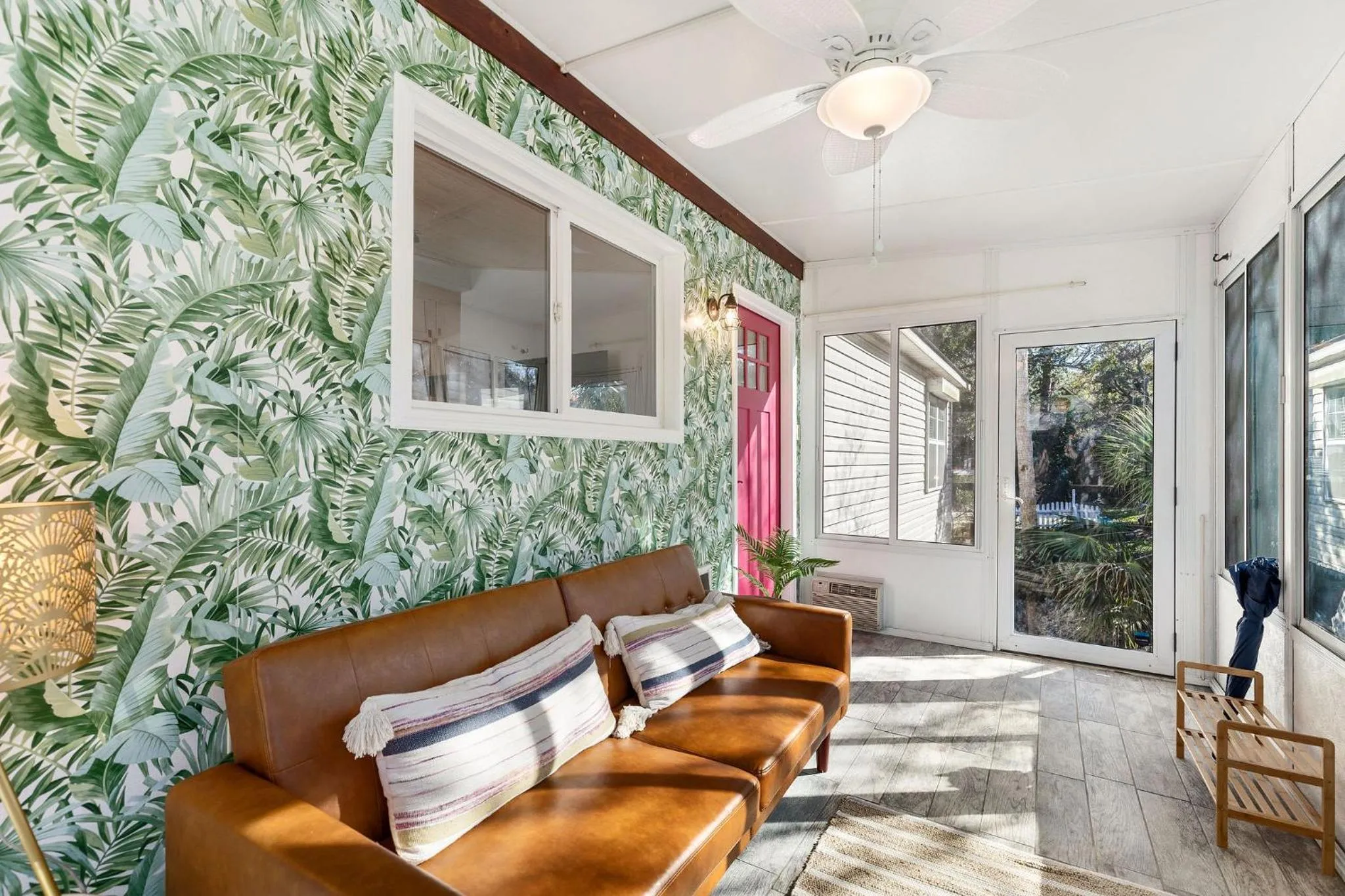 2nd Block E Huron - Keep Palm - Adorable House Minutes from the Beach