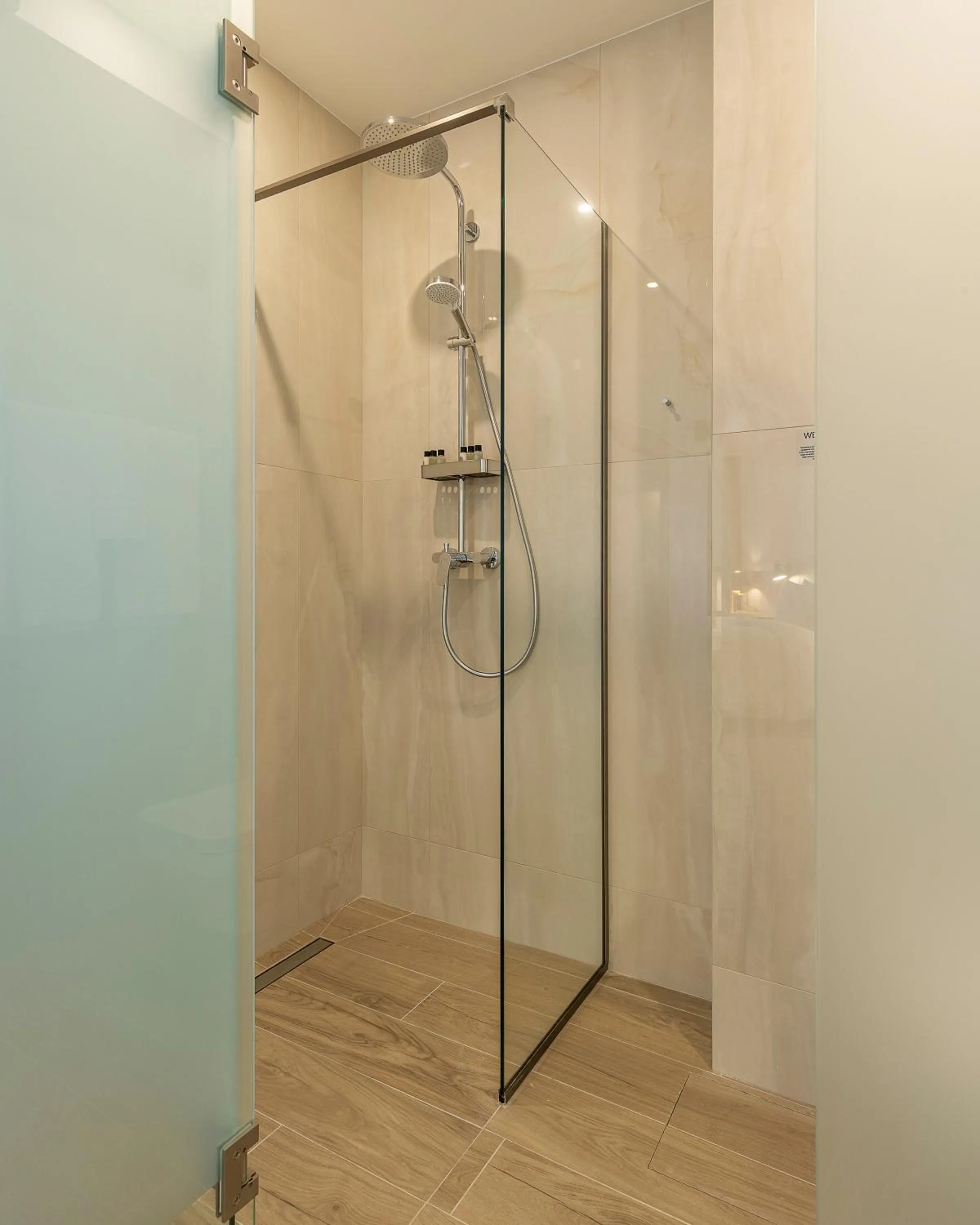 Bathroom in KONTRAKT Boutique Hotel