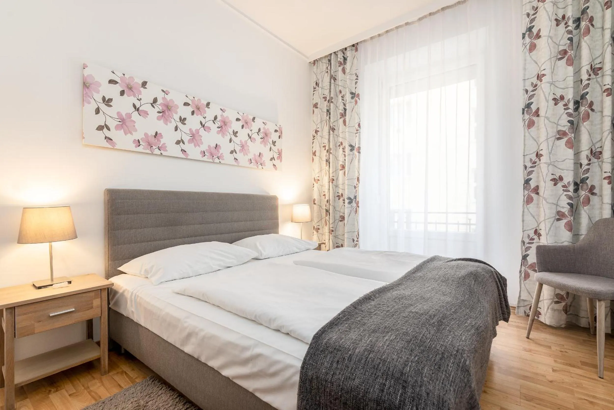 Bed in Hotel Zentral