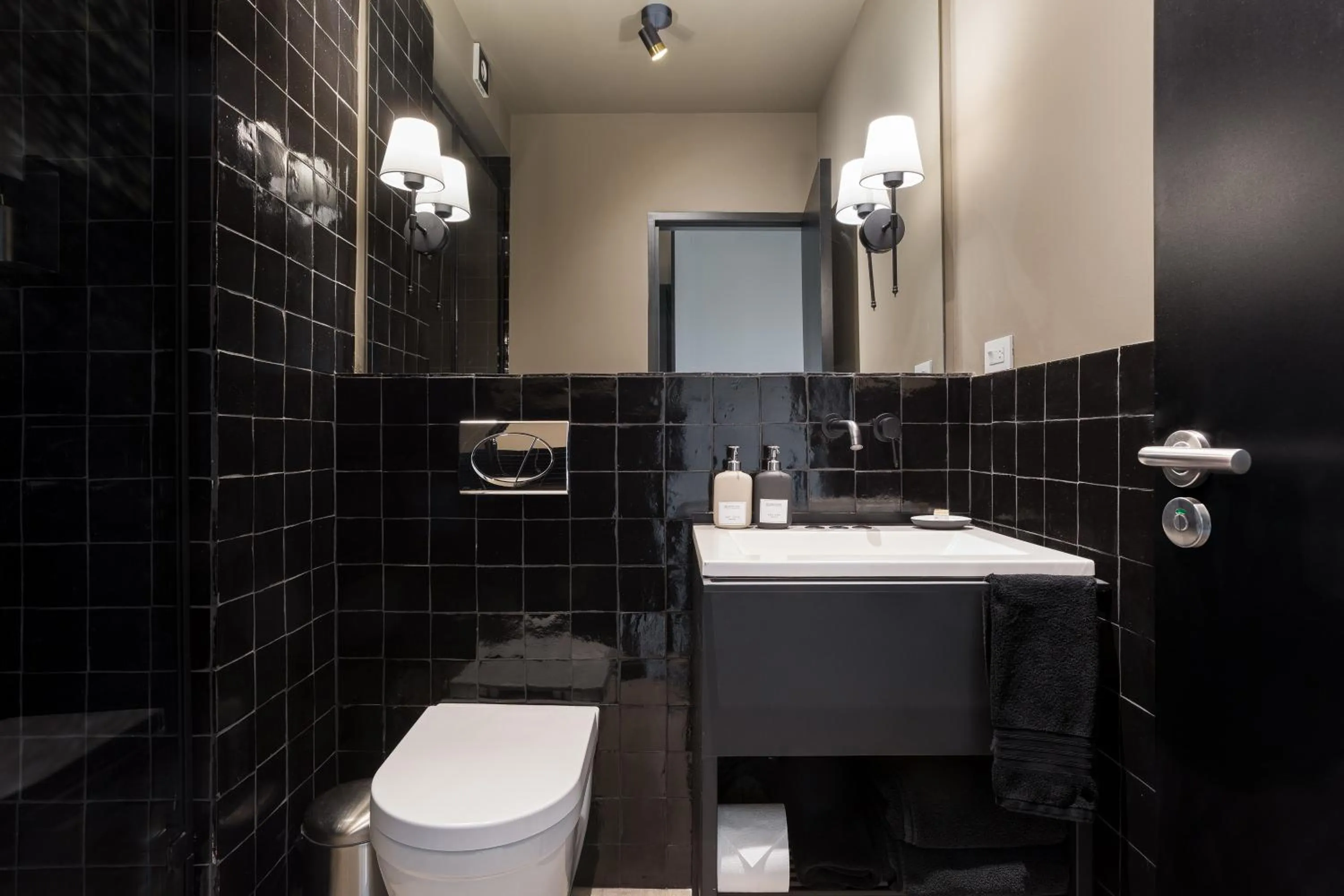 Bathroom in Bellwort Hotel