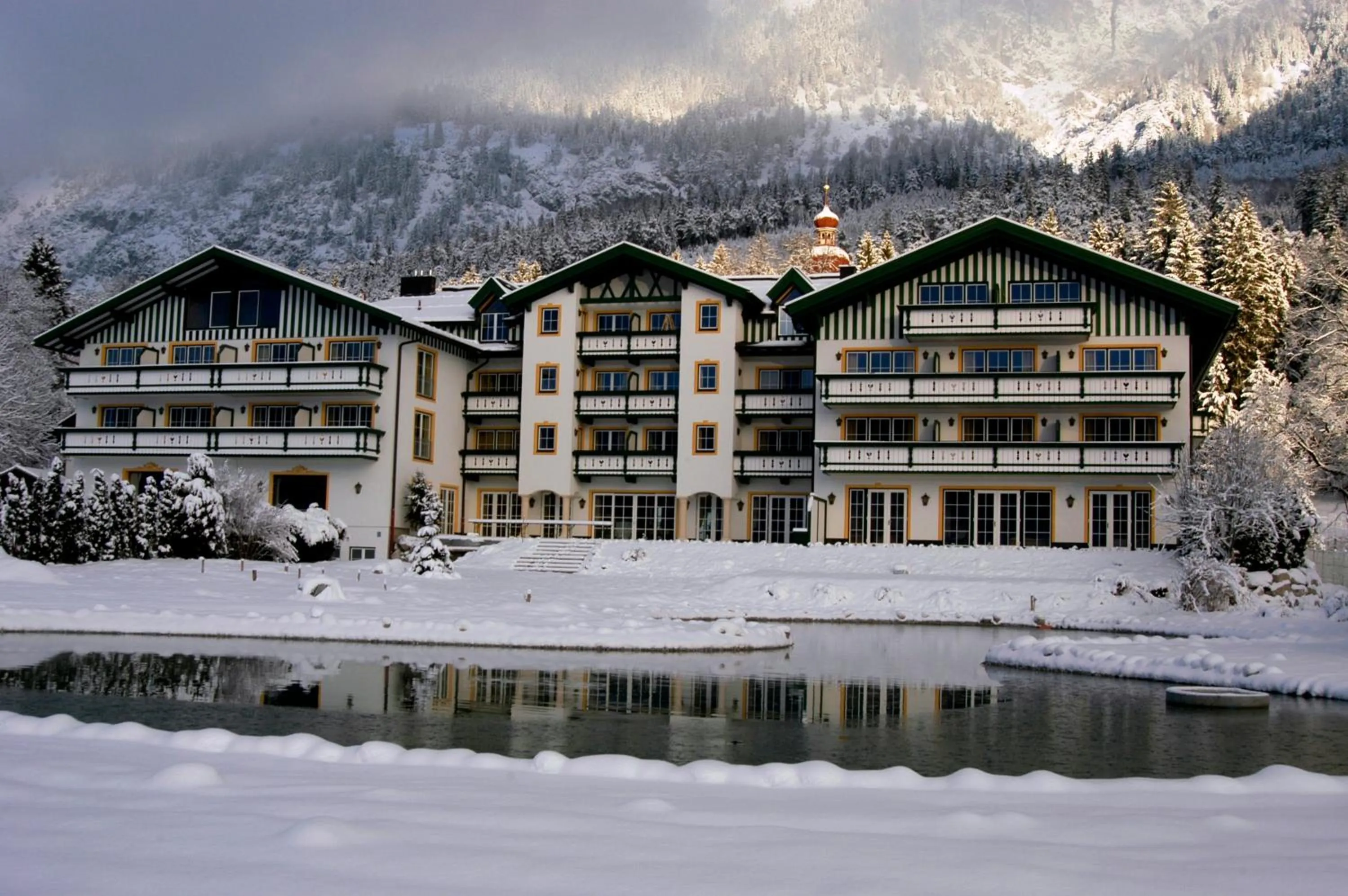 Facade/entrance in Alpenhotel Speckbacher Hof